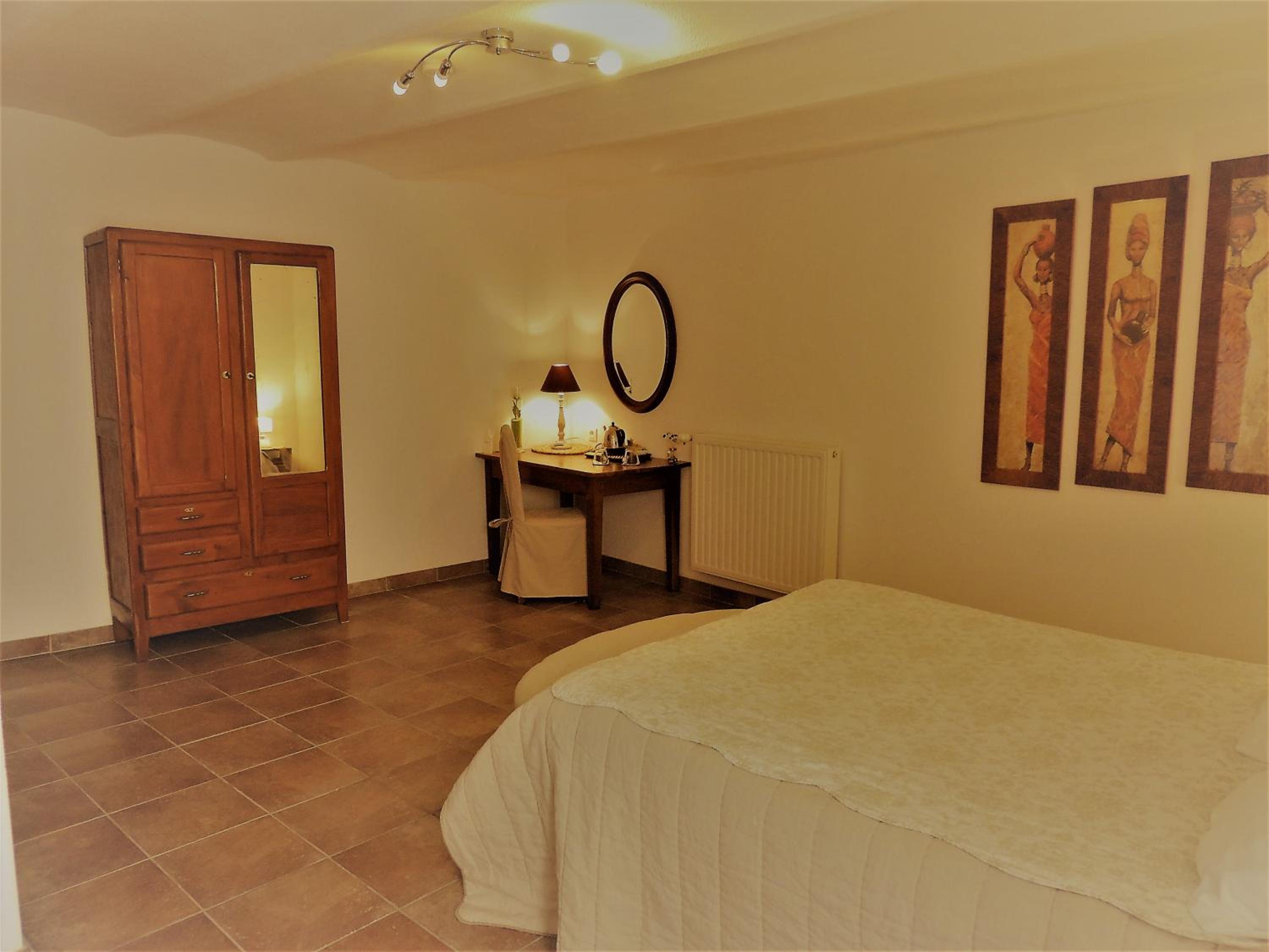Comfort Double Room with Shower and garden access photo 3