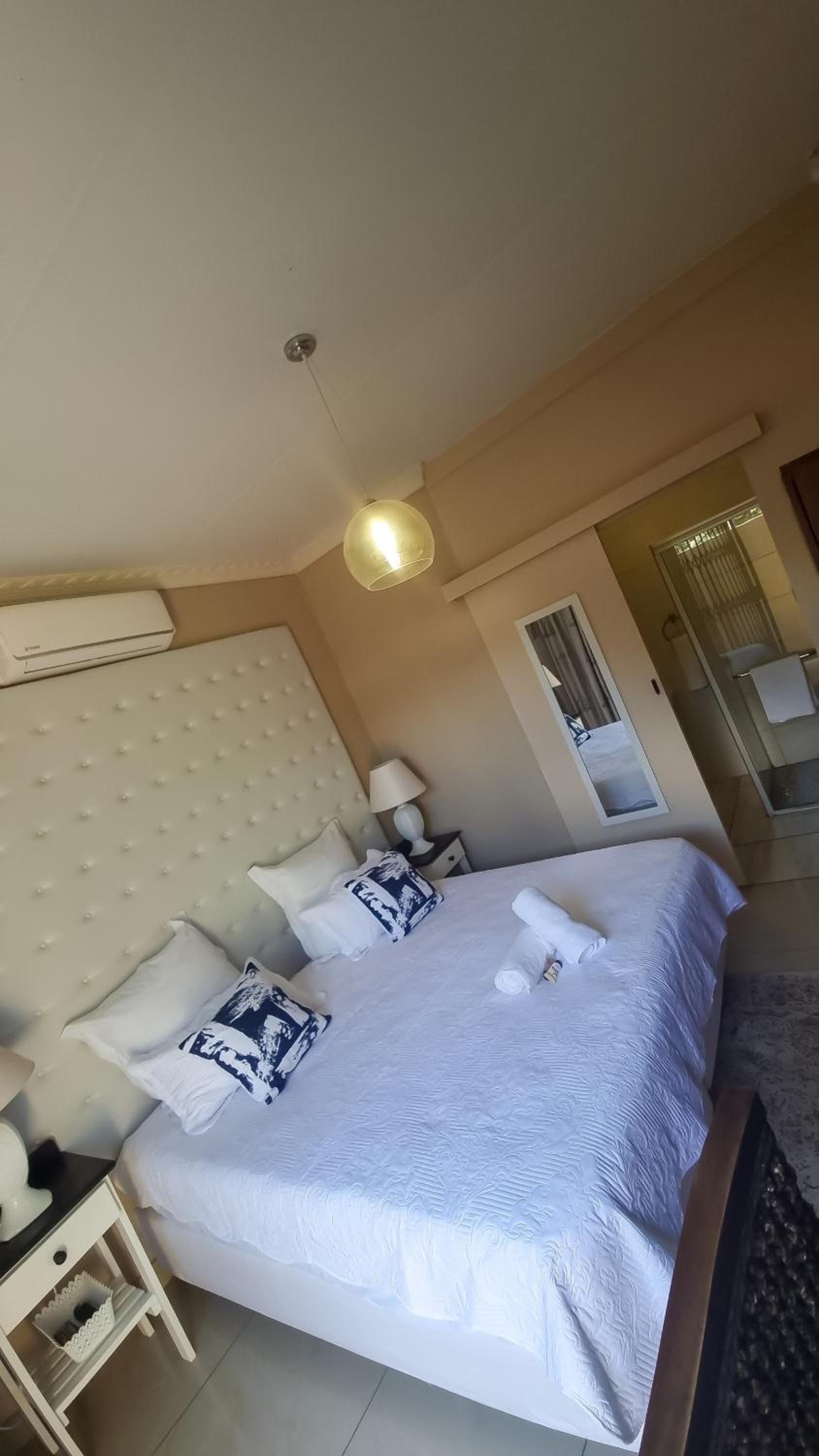 Double or Twin Room - Photo 1