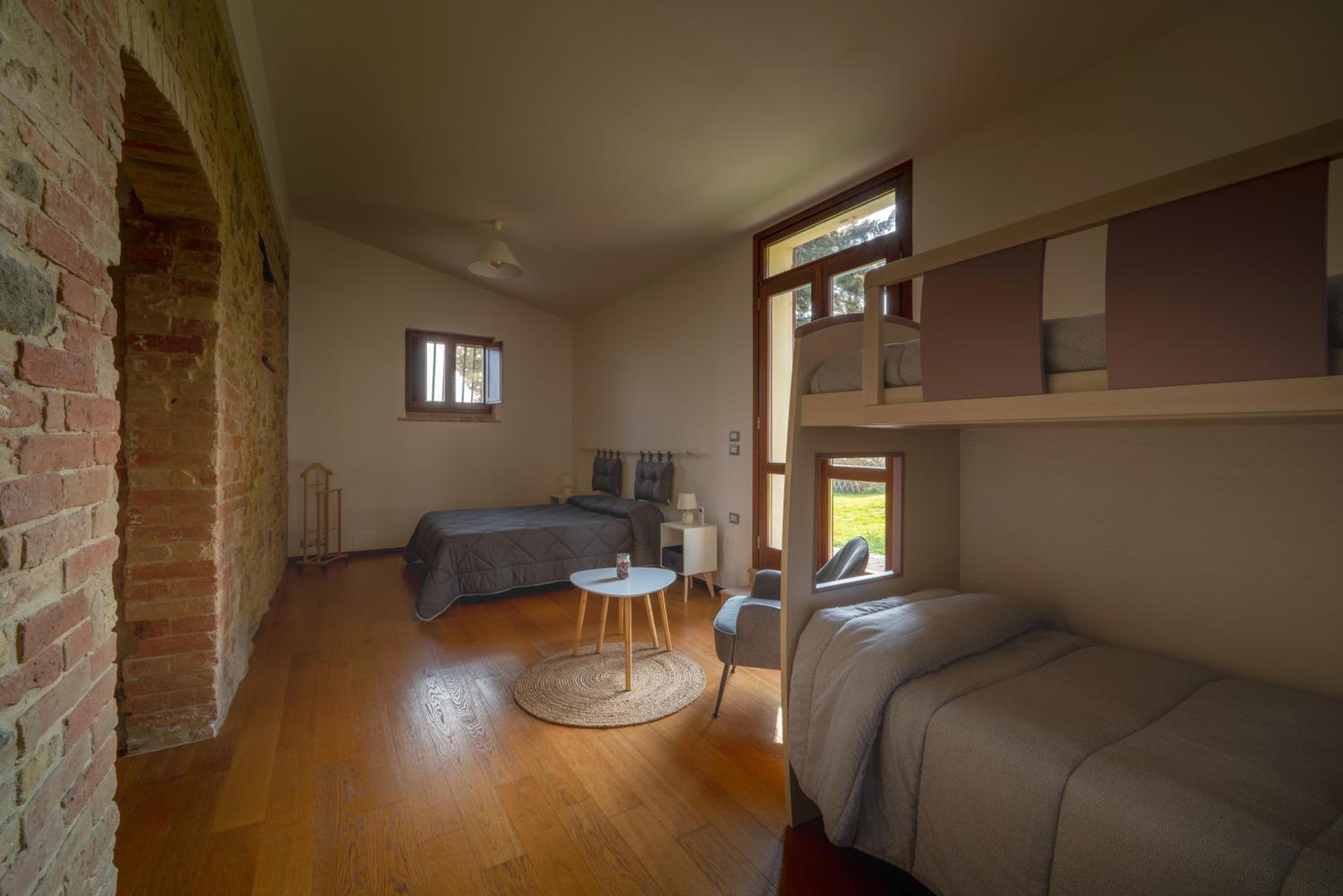 Apartment - Ground Floor photo 2