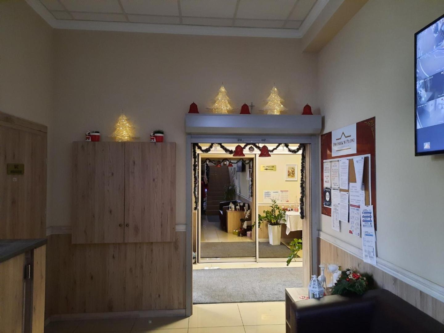 Twin Room - Photo 9