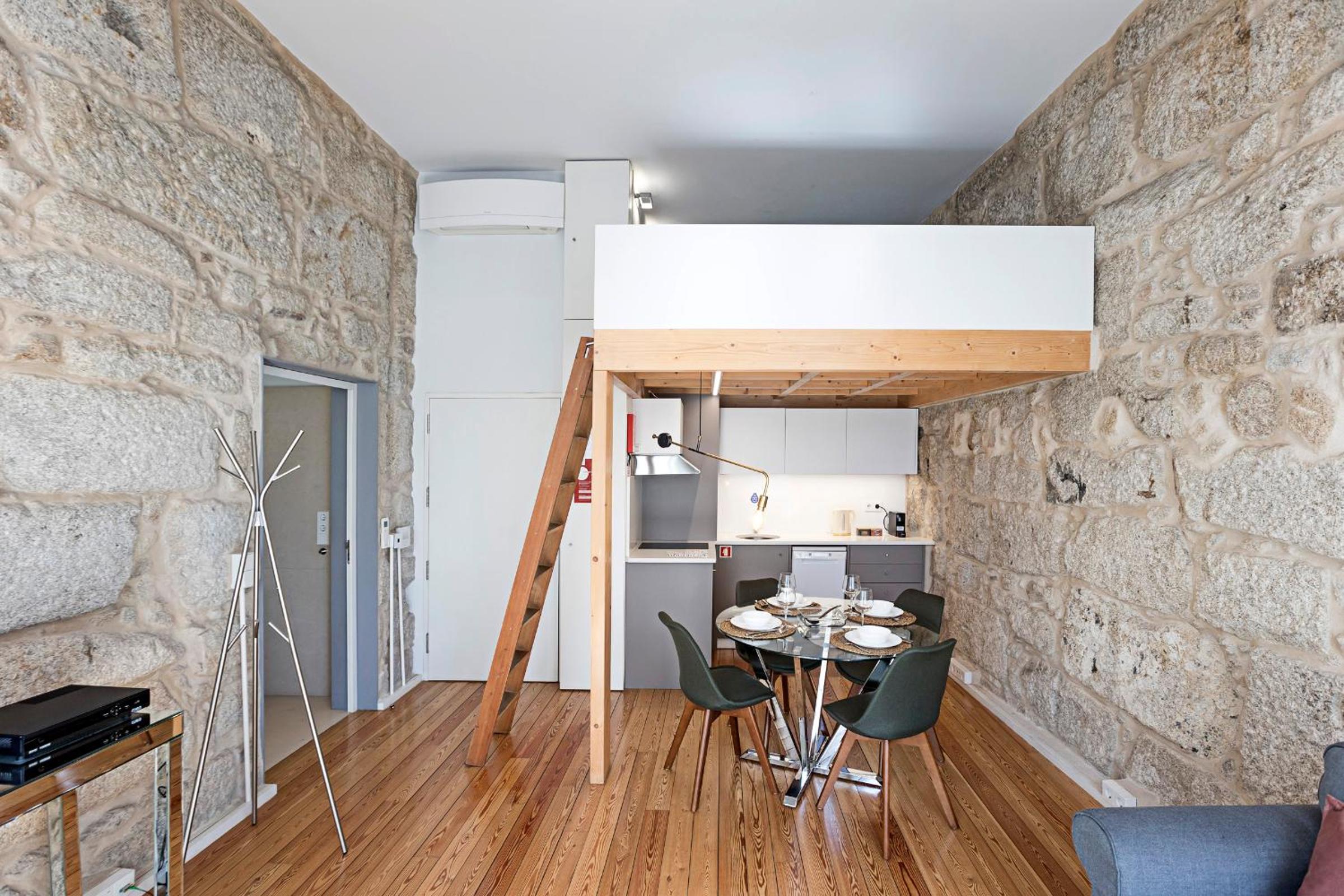 Two-Bedroom Apartment - Photo 11