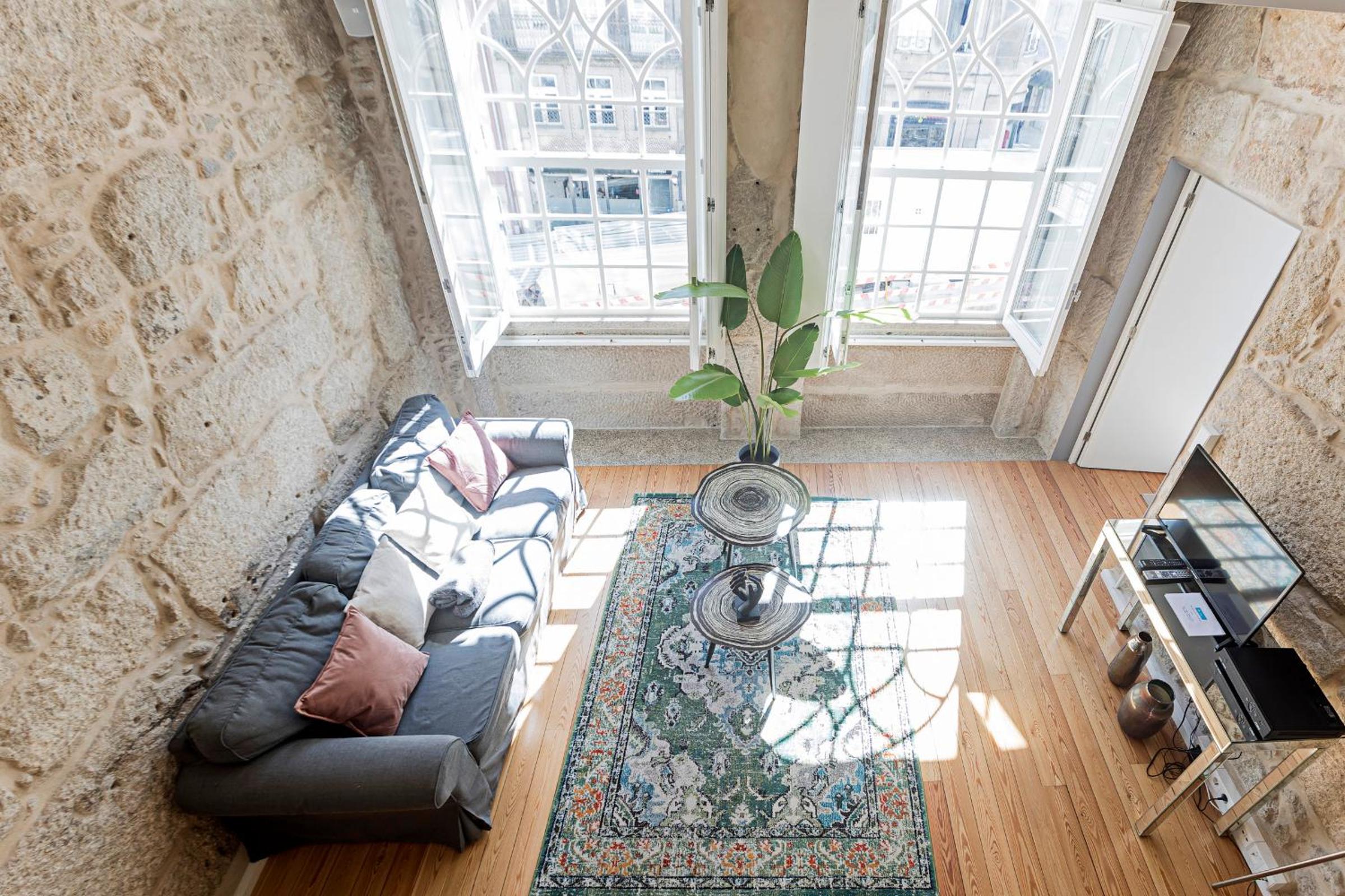 Two-Bedroom Apartment - Photo 18