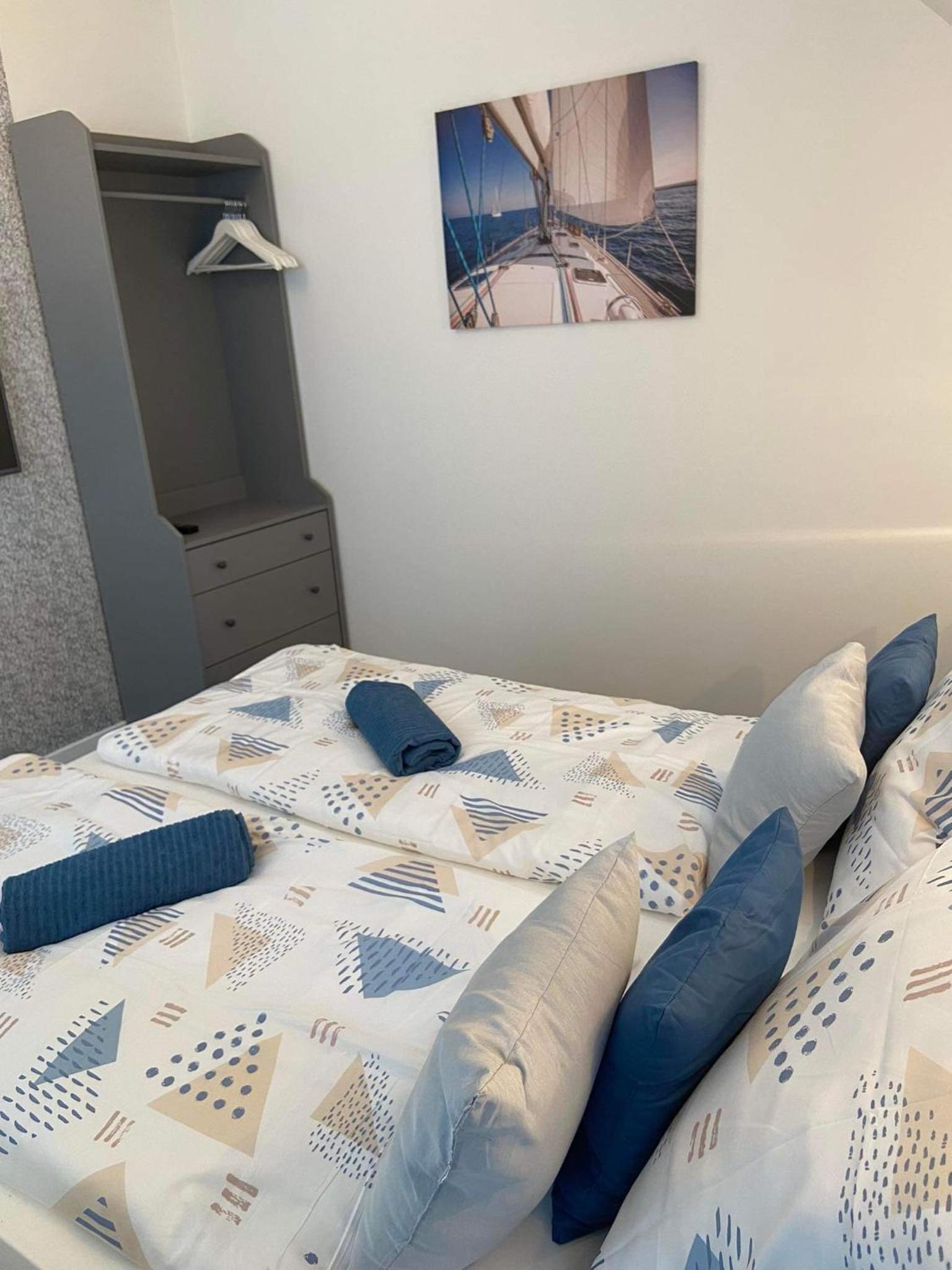 Studio Apartment photo 2