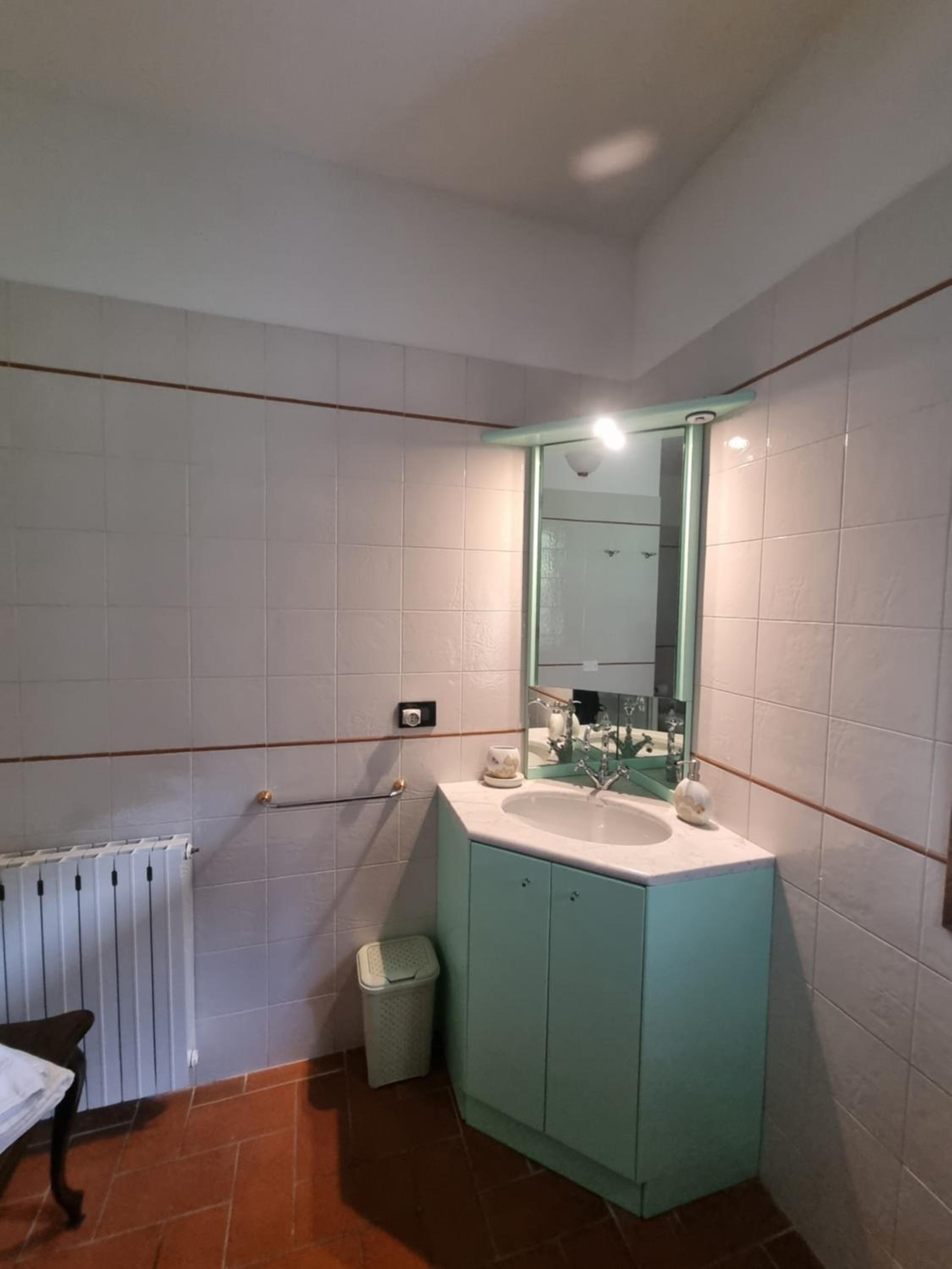 Large Double Room - Photo 11