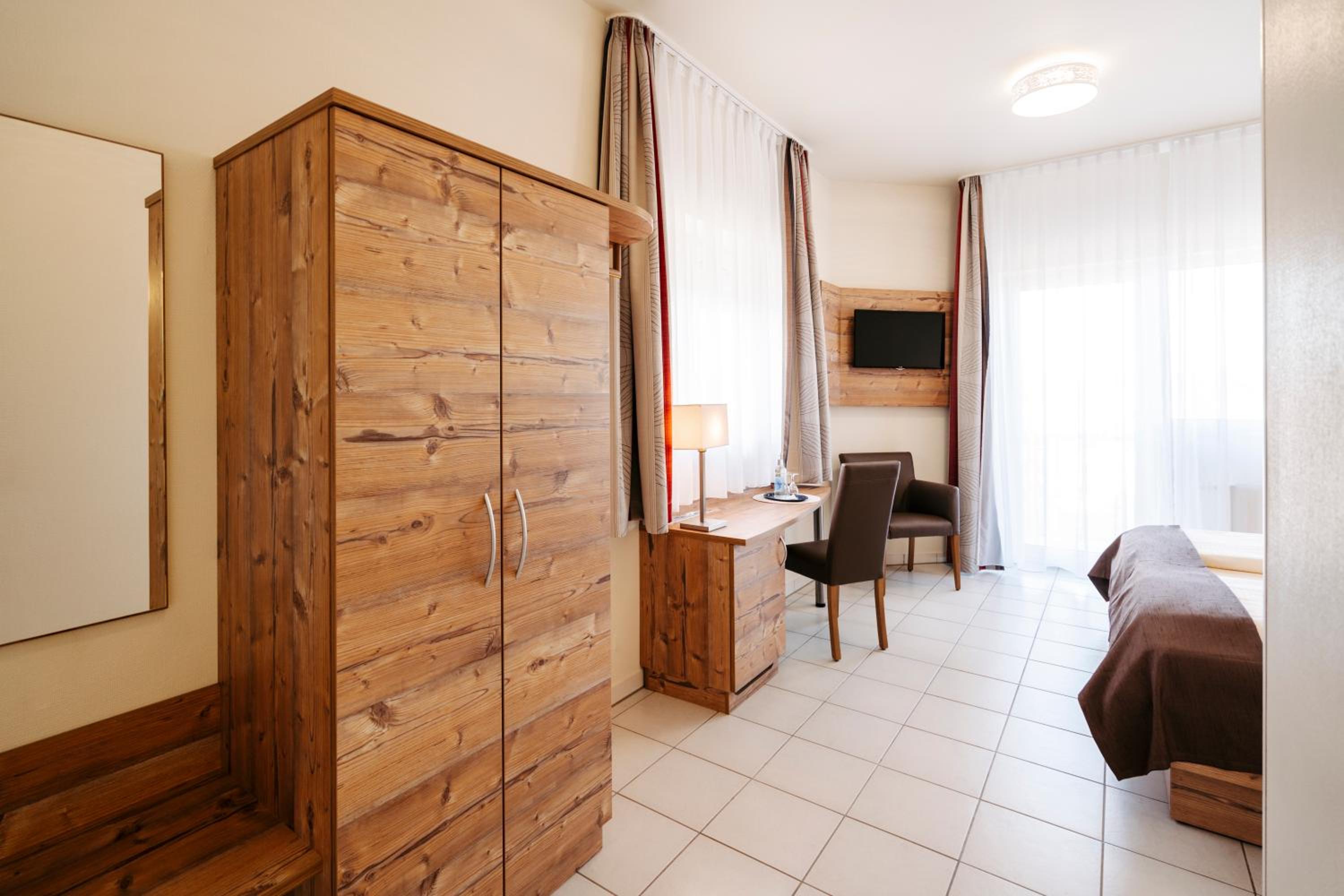 Double Room with Balcony photo 3