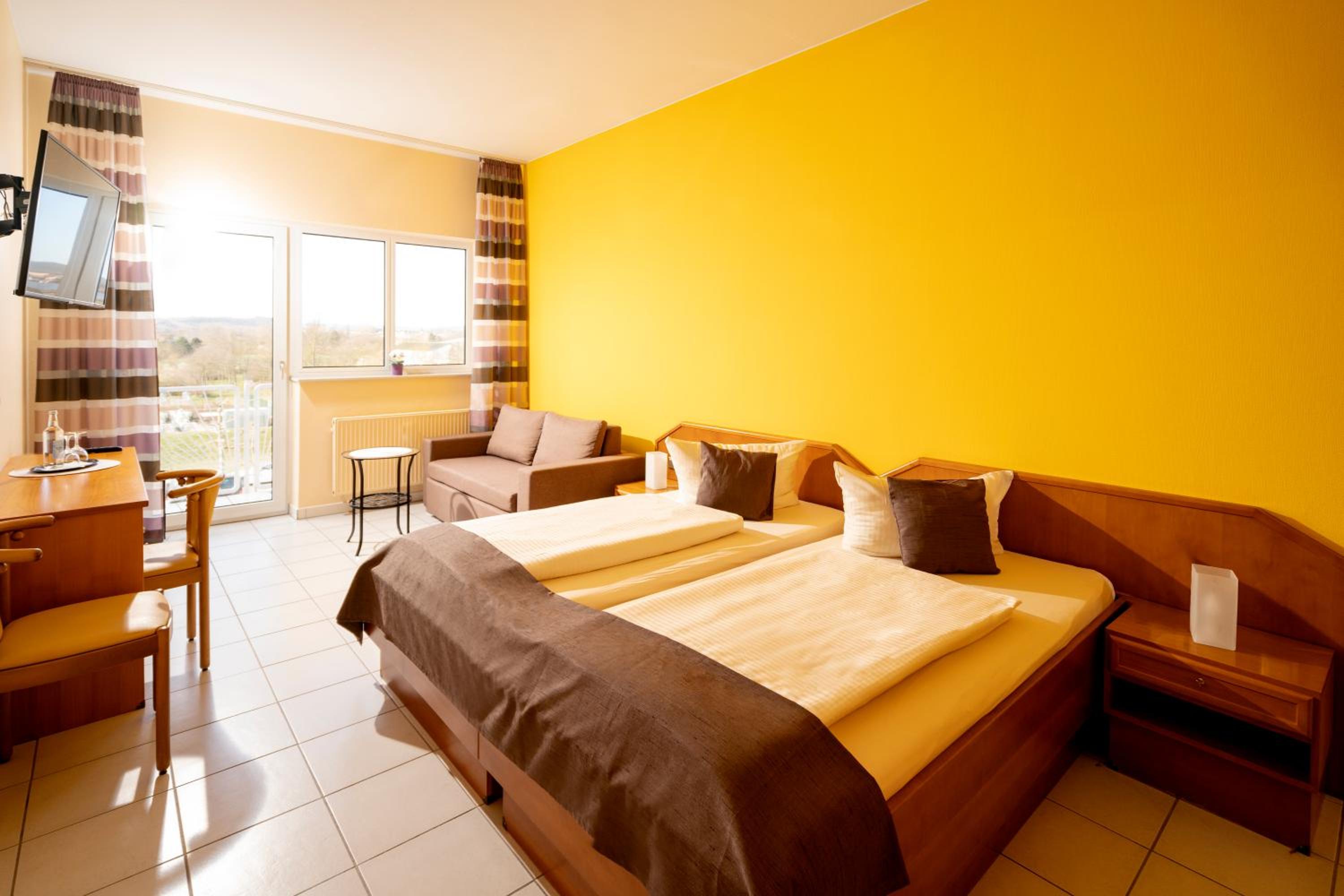 Double Room with Balcony photo 2