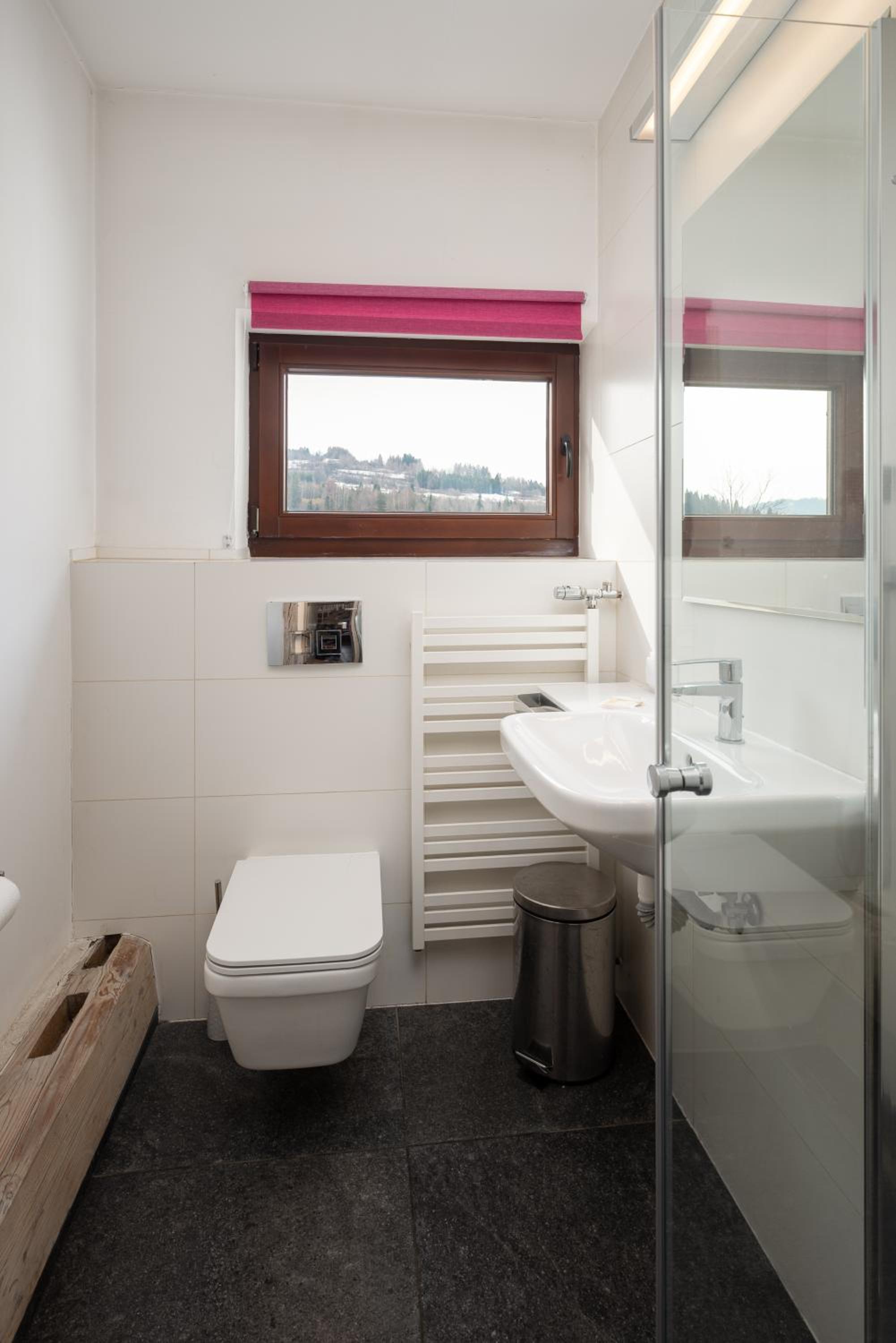 Duplex Quadruple Room - Photo 3
