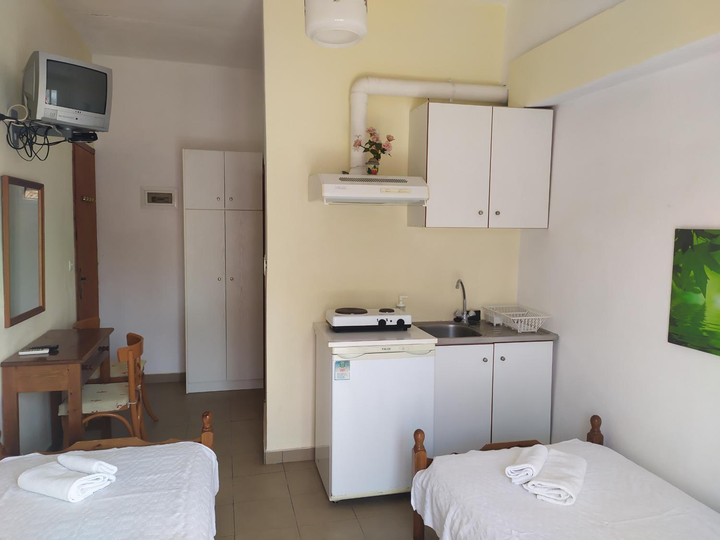 Single Room with Balcony photo 2