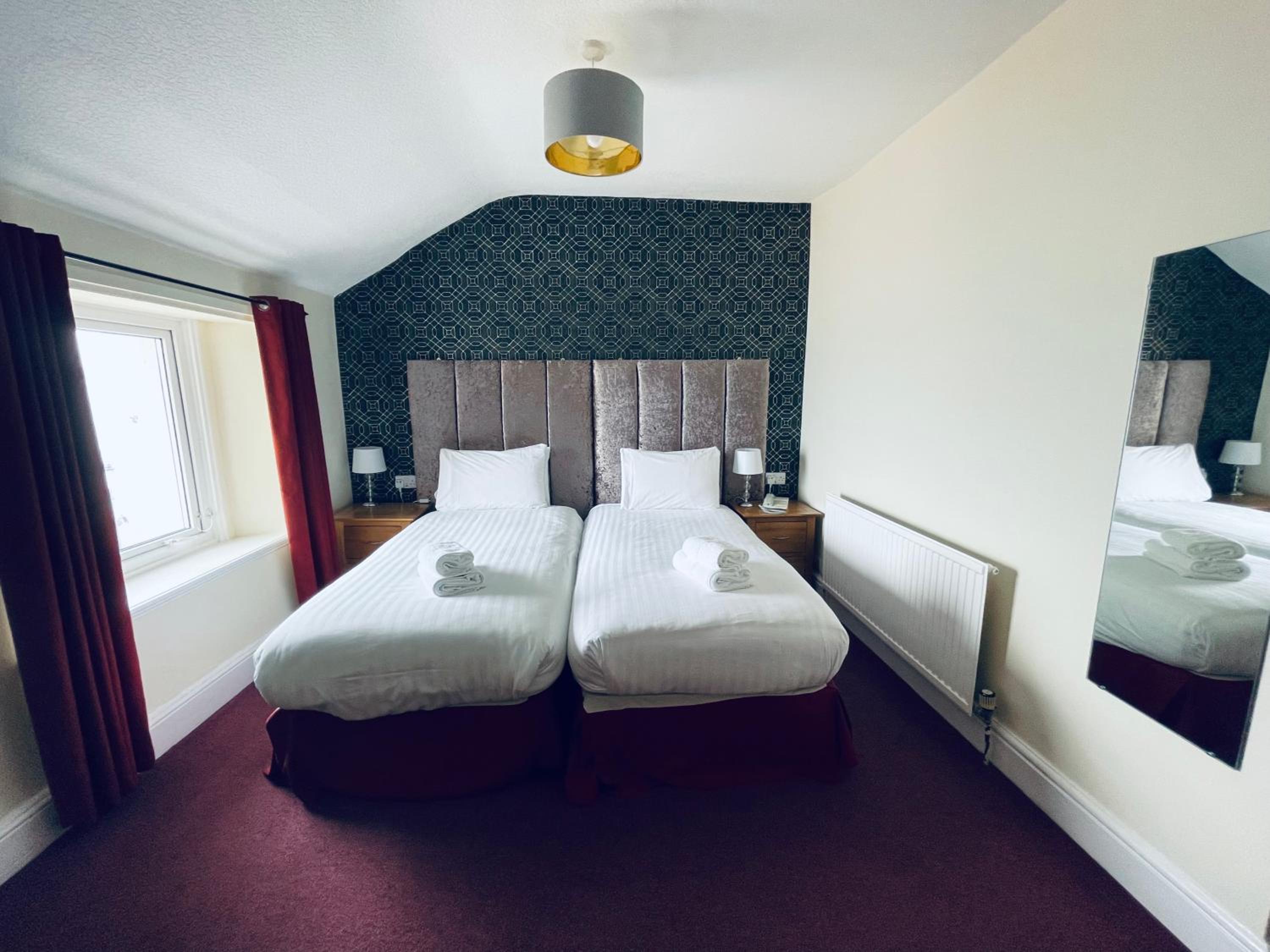 Standard Twin Room photo 3