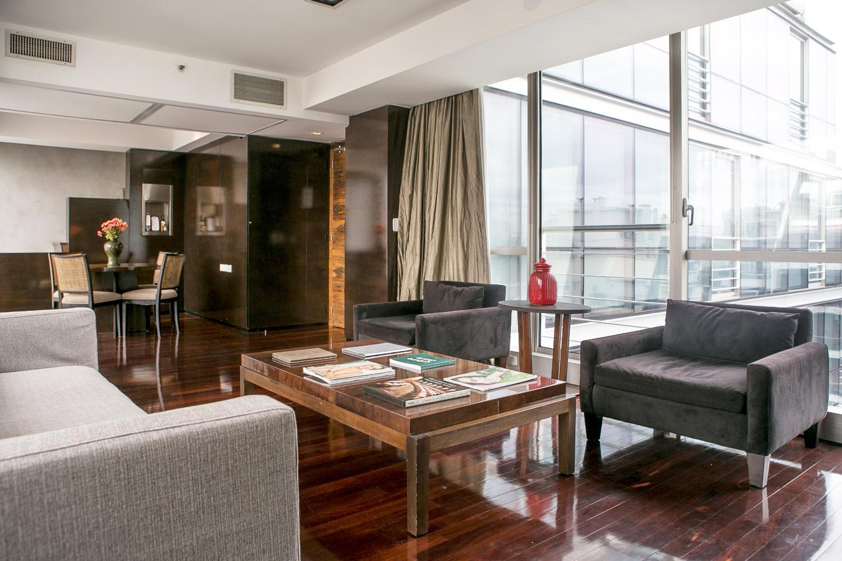 Duplex Apartment thumbnail 5