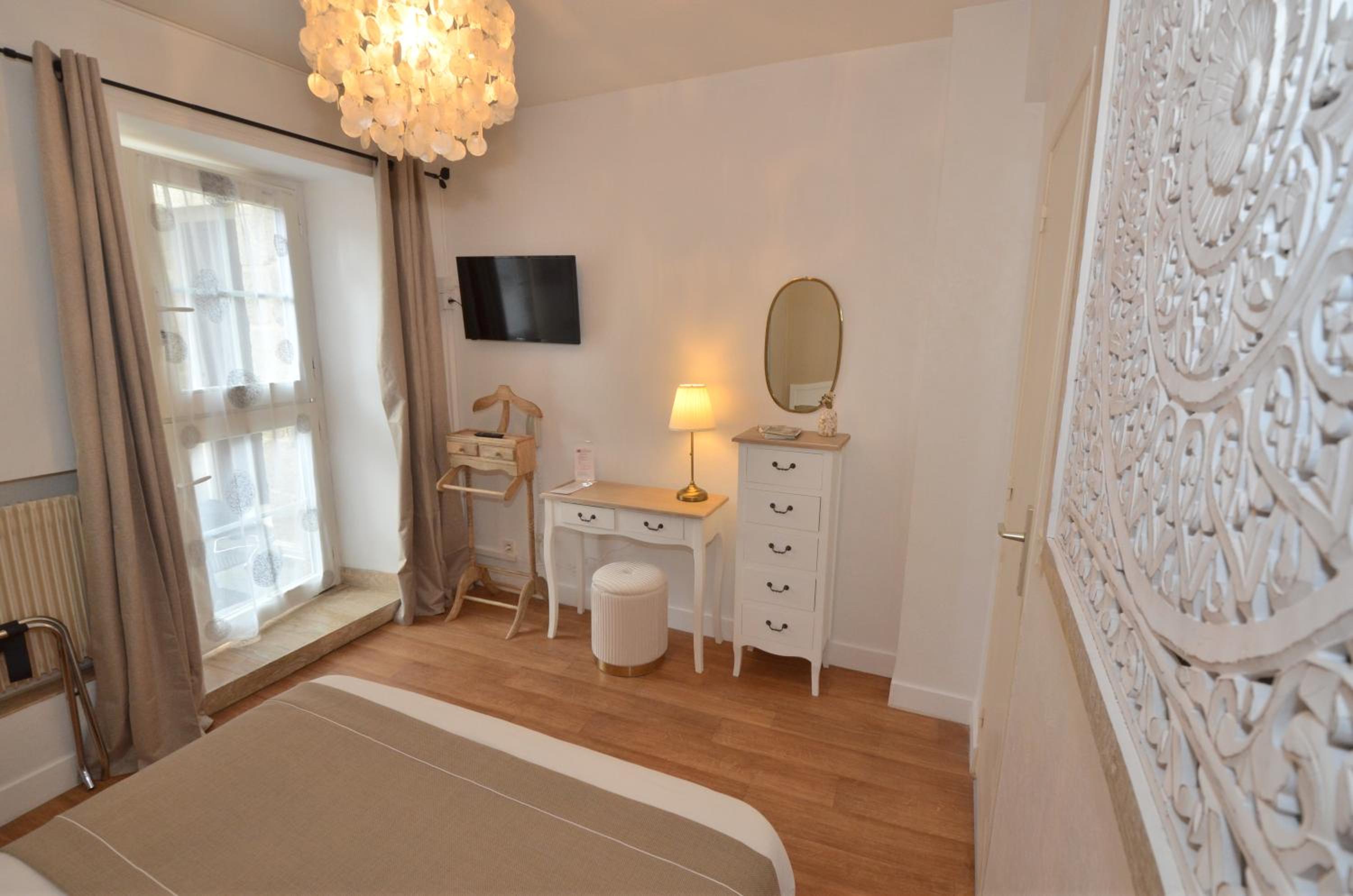 Double Room - Photo 3