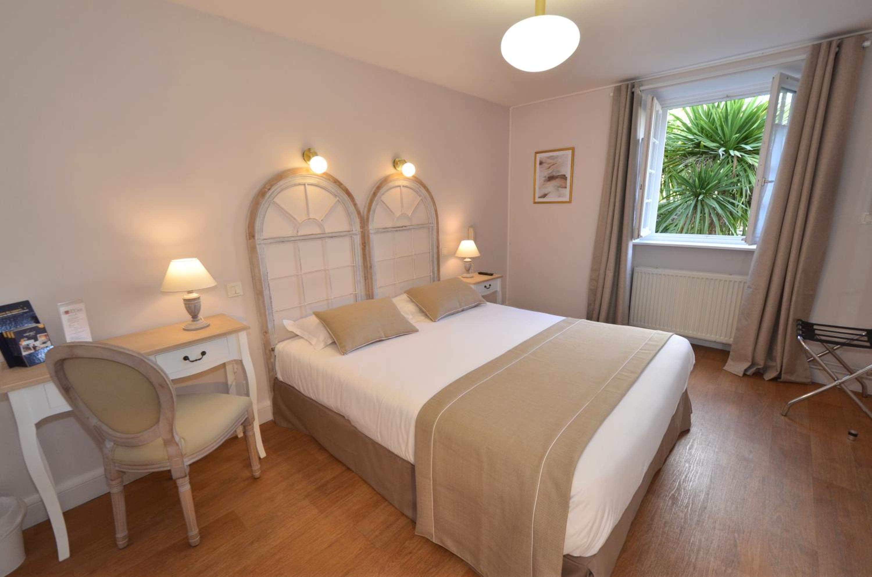 Superior Double Room - Photo 7