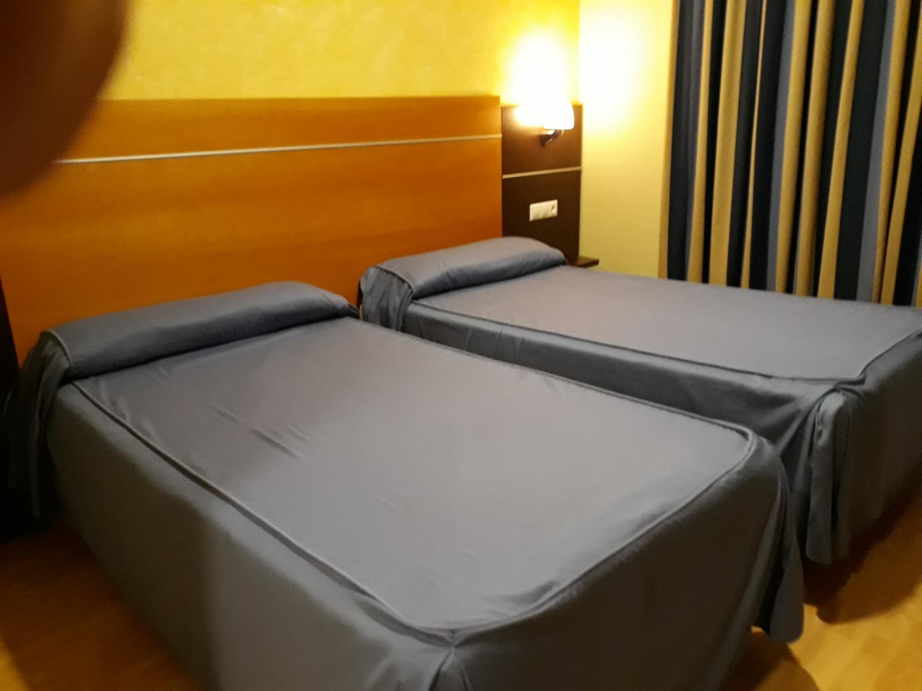 Budget Double or Twin Room - Photo 2