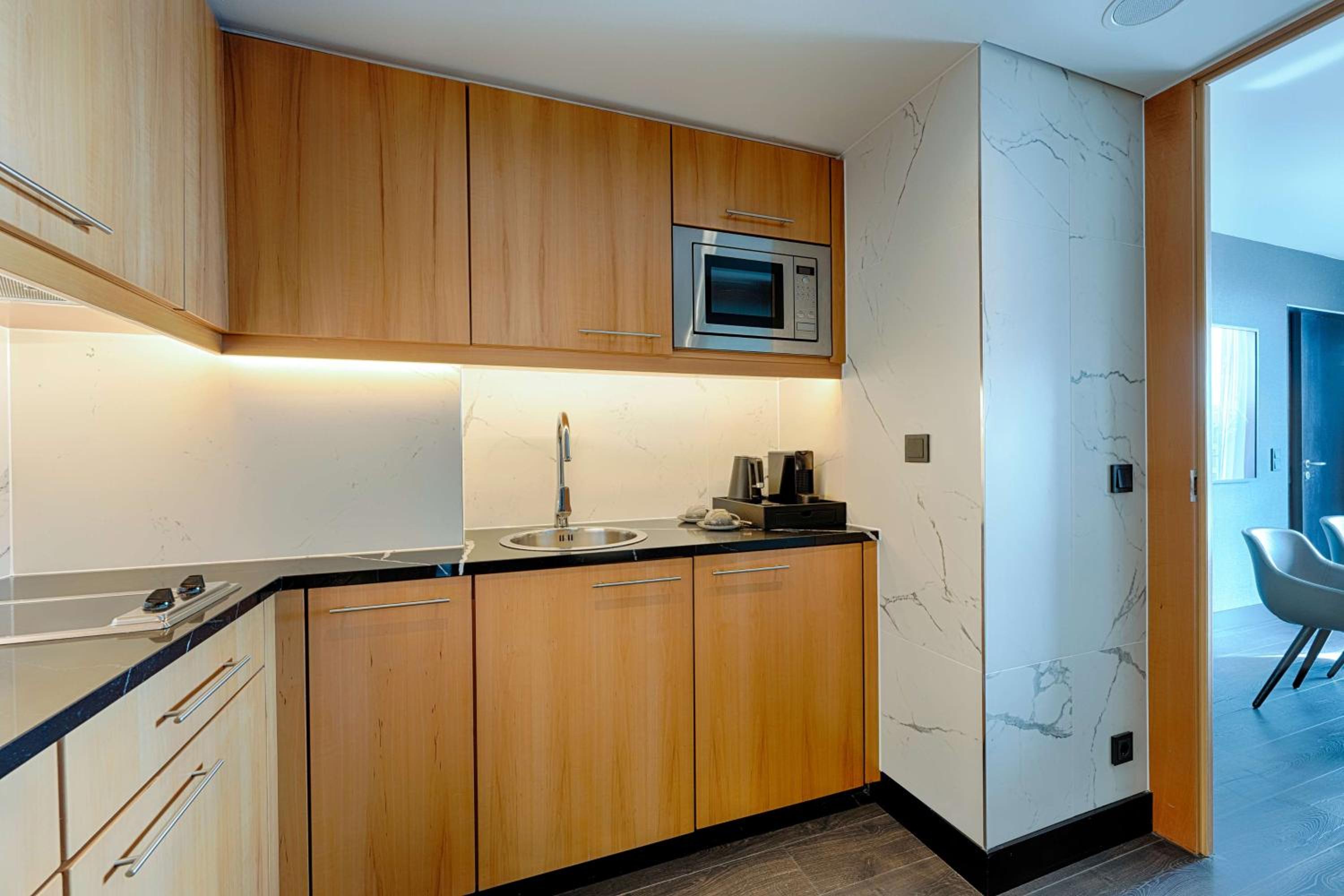 Suite Suite