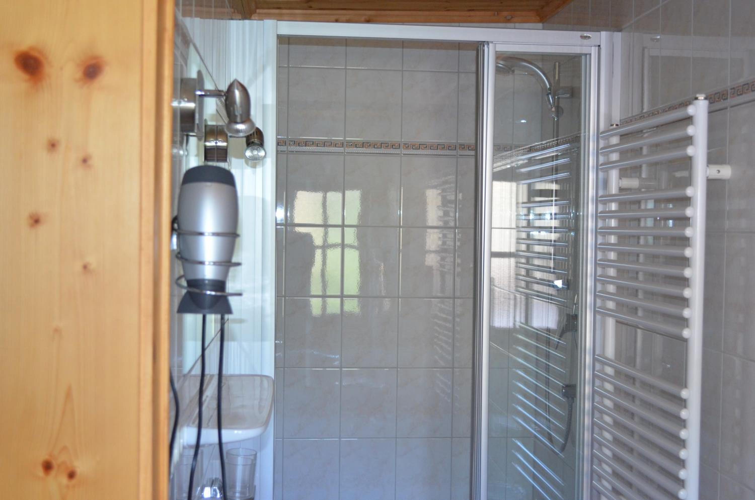 Double Room with Private Bathroom photo 2