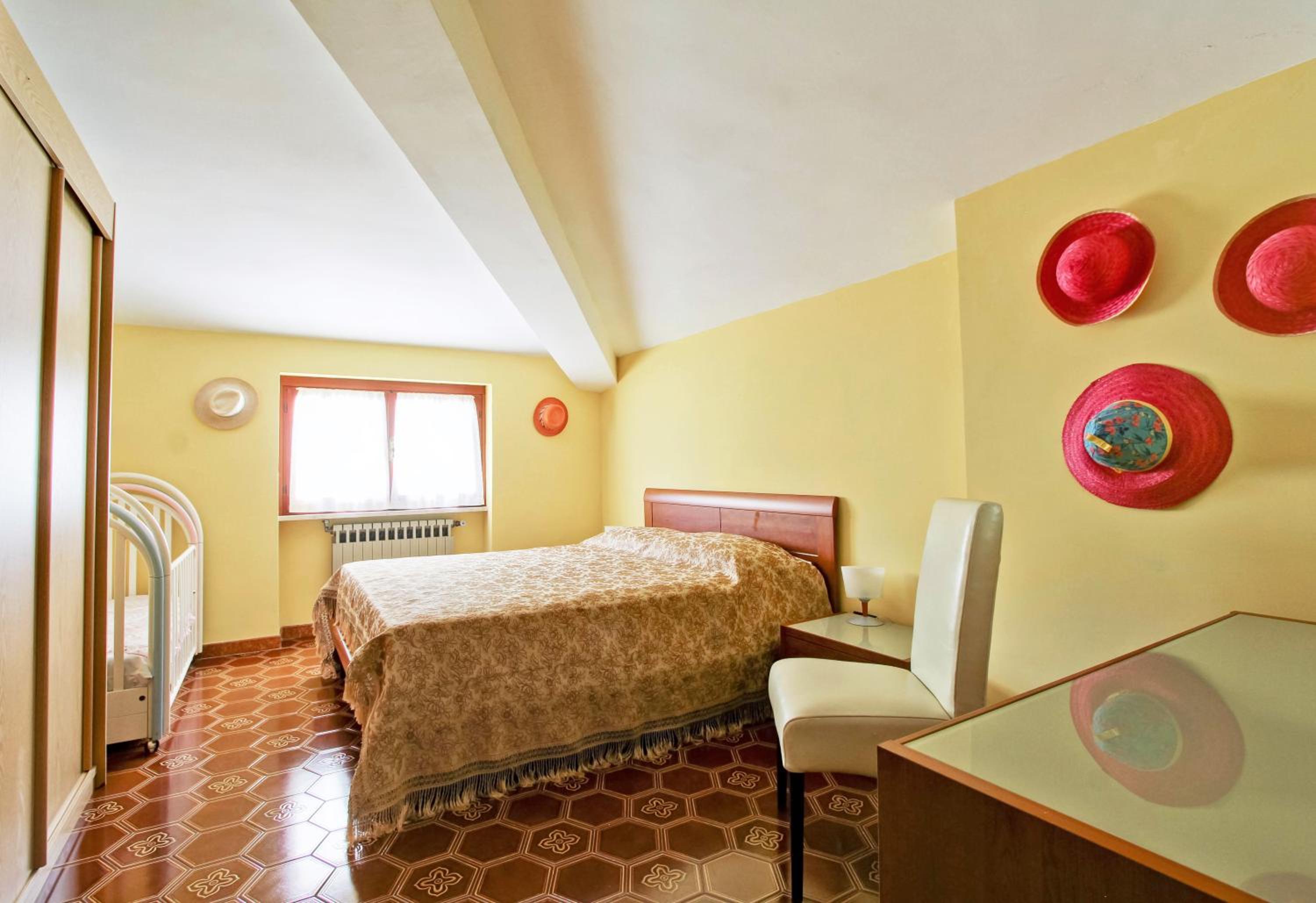 Three-Bedroom House photo 1