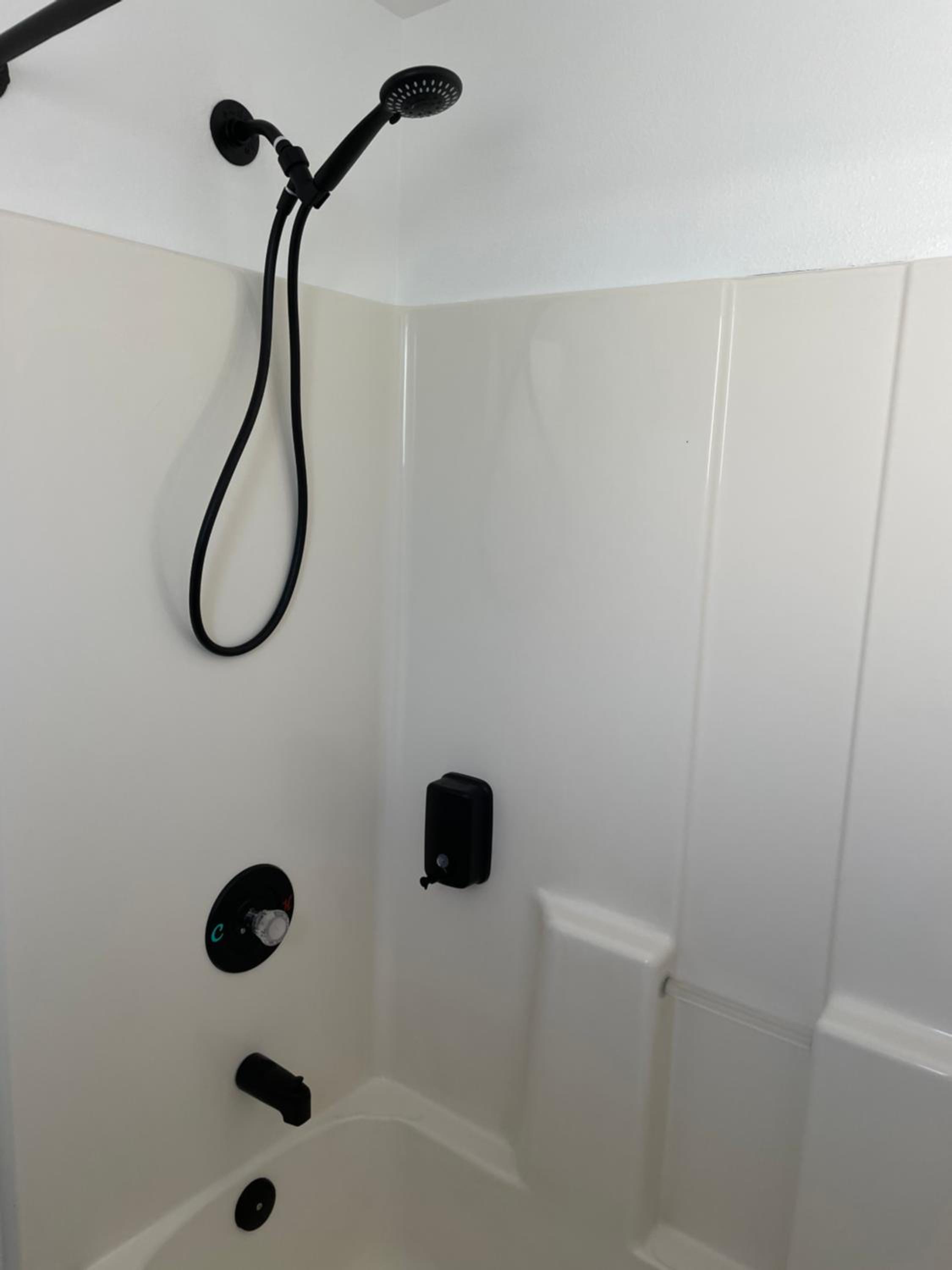 Double Room - Photo 29