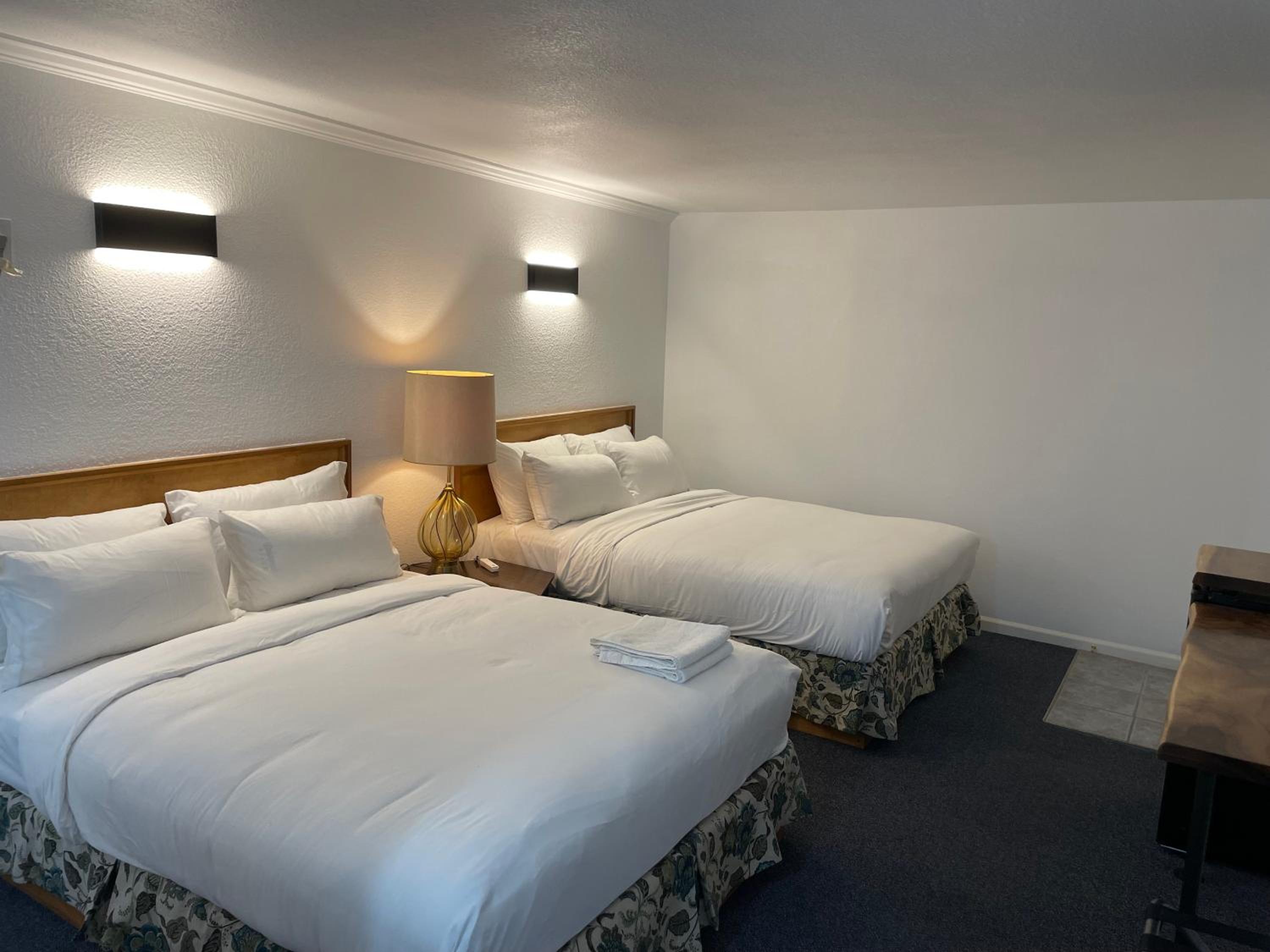 Double Room - Photo 27