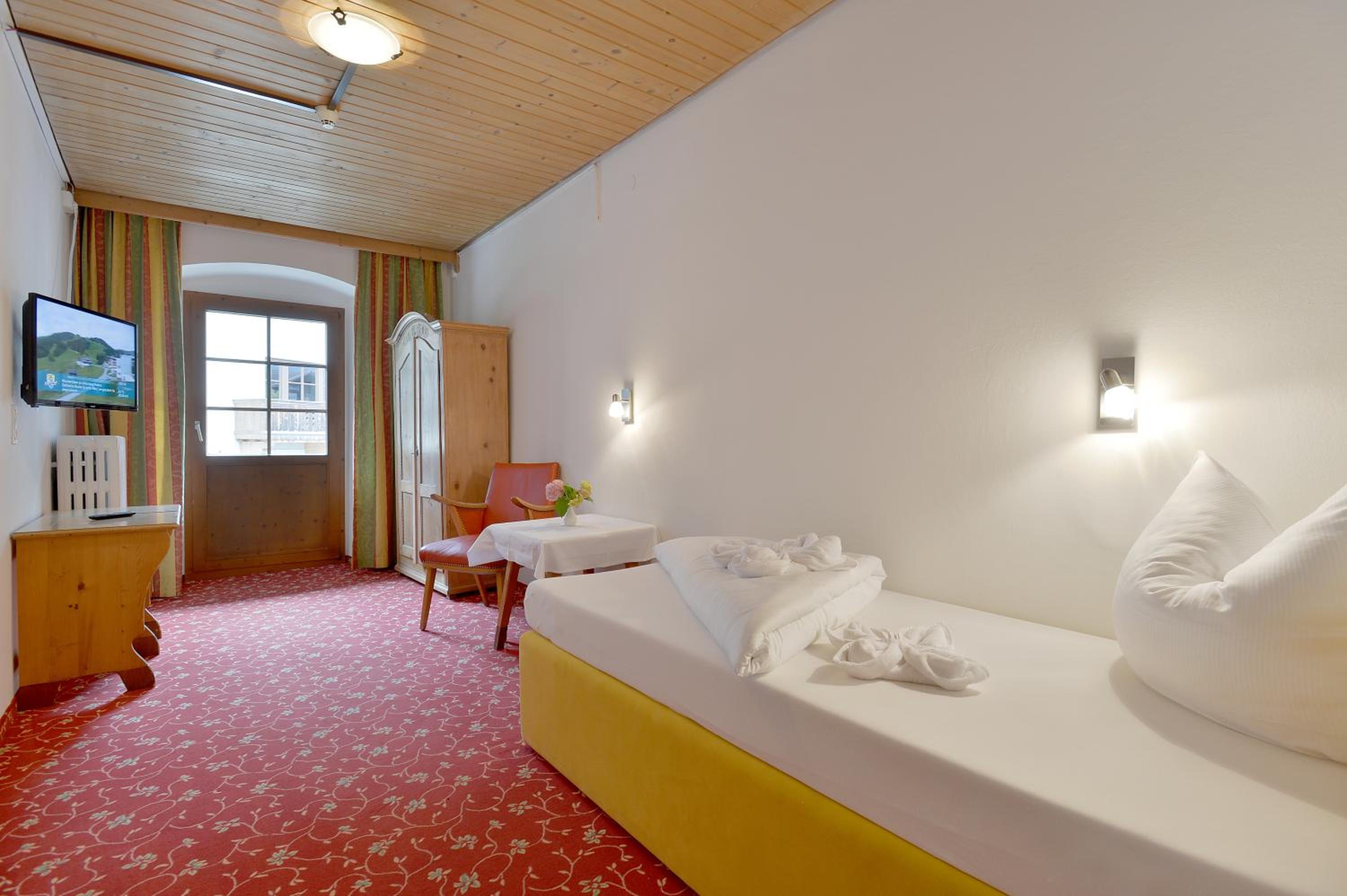 Single Room with Balcony photo 1