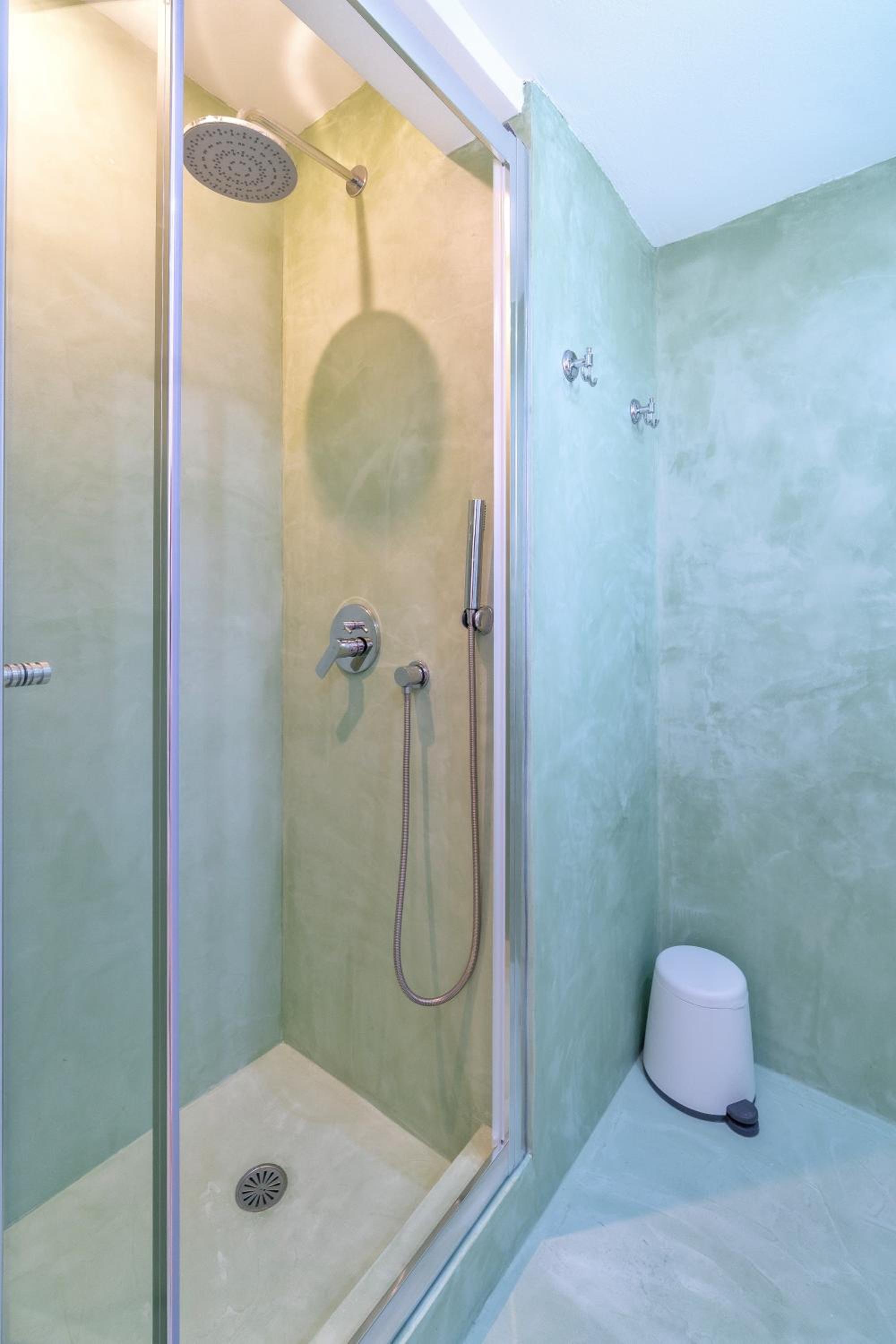 Suite with Balcony and Sea View photo 2
