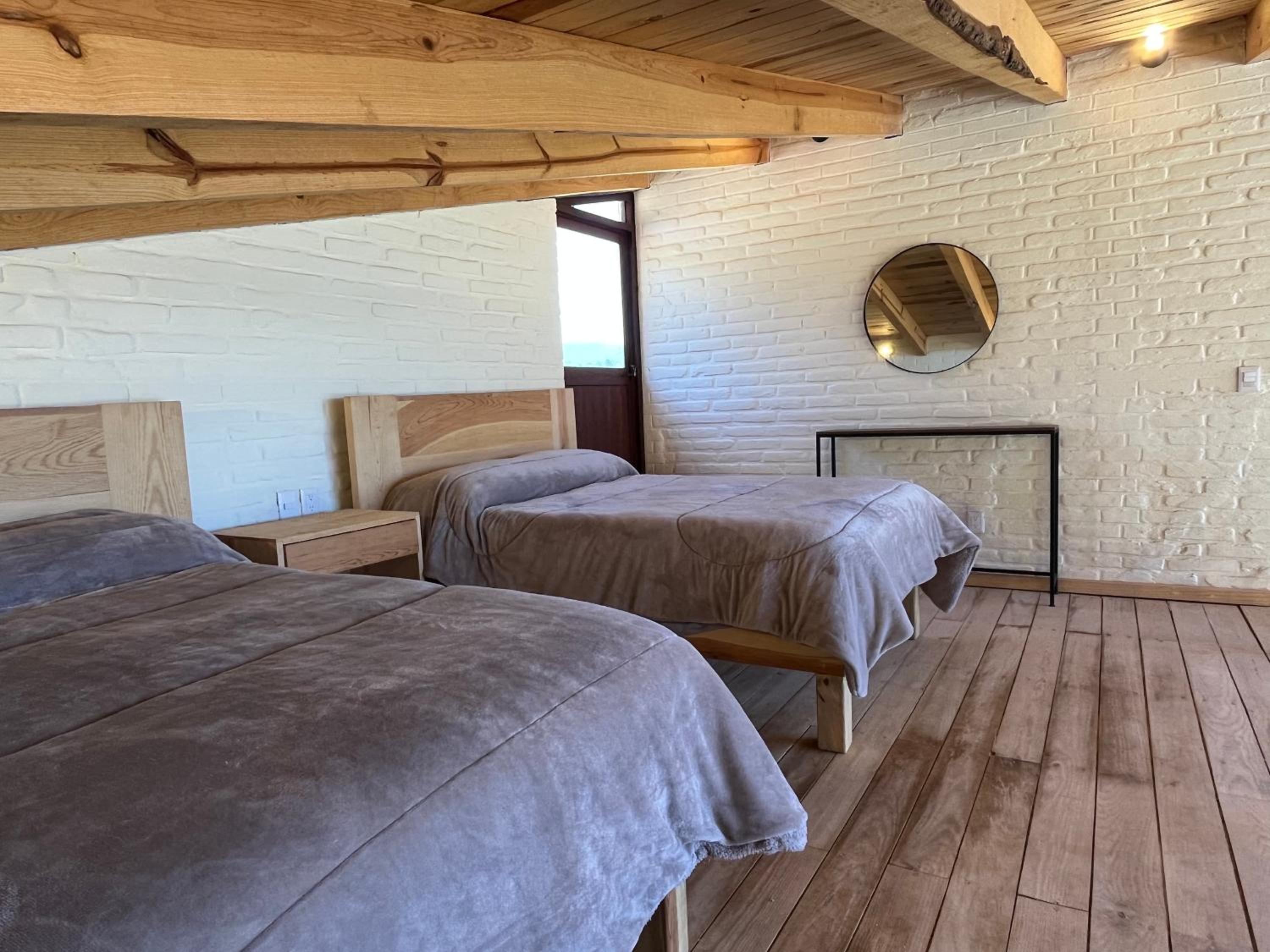 Two-Bedroom House - Photo 4
