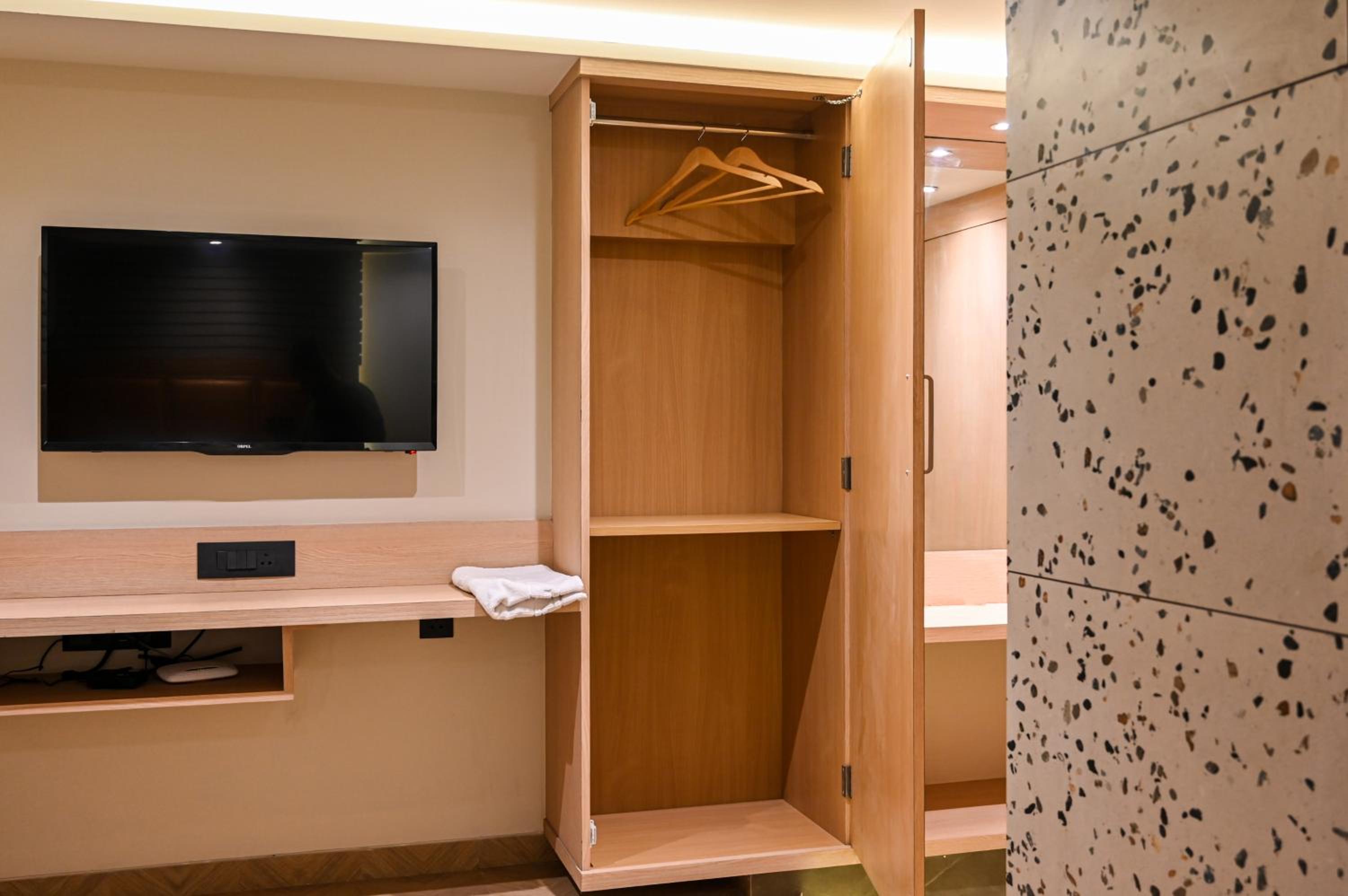 Superior Double Room - Photo 5