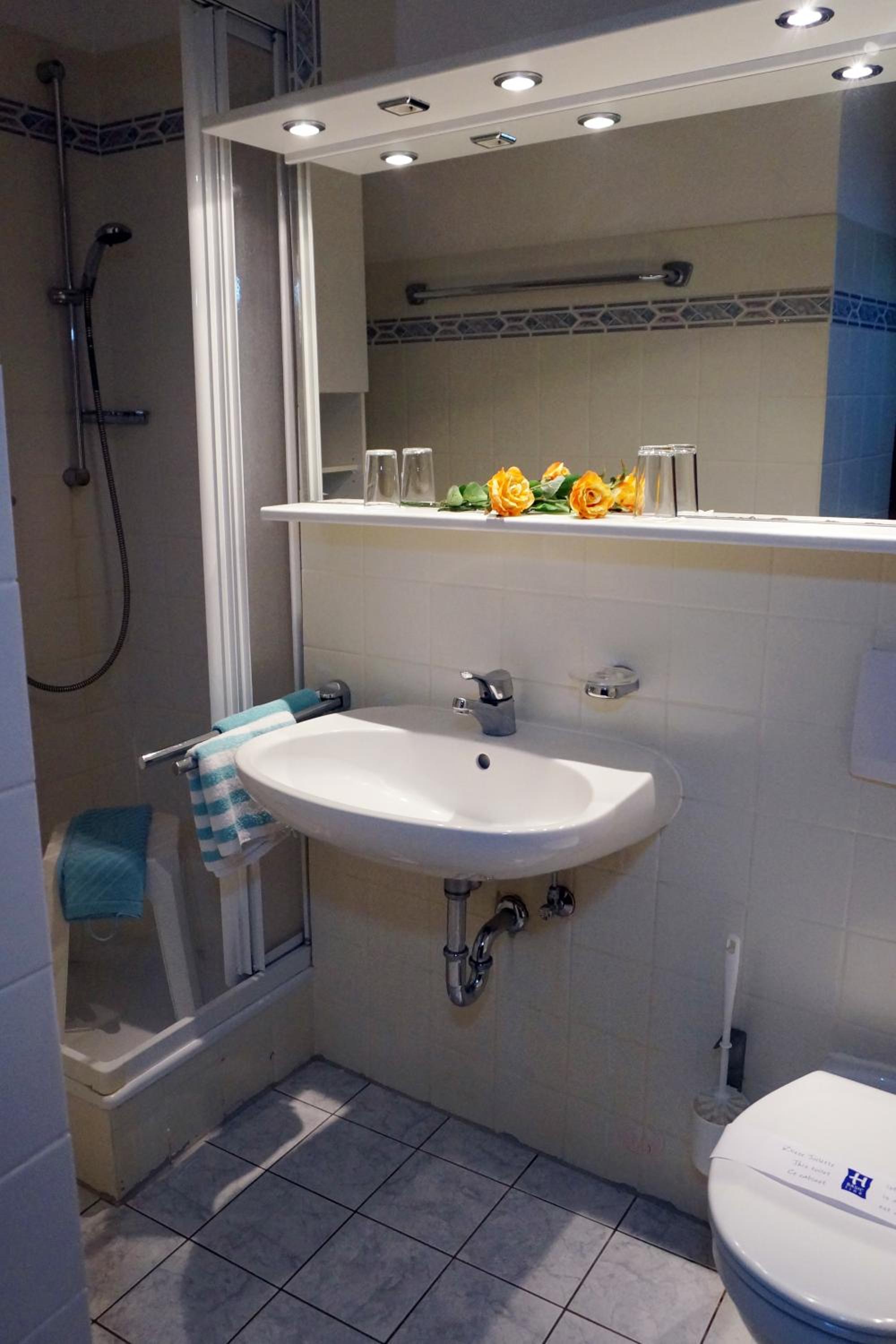 Standard Apartment - Photo 6