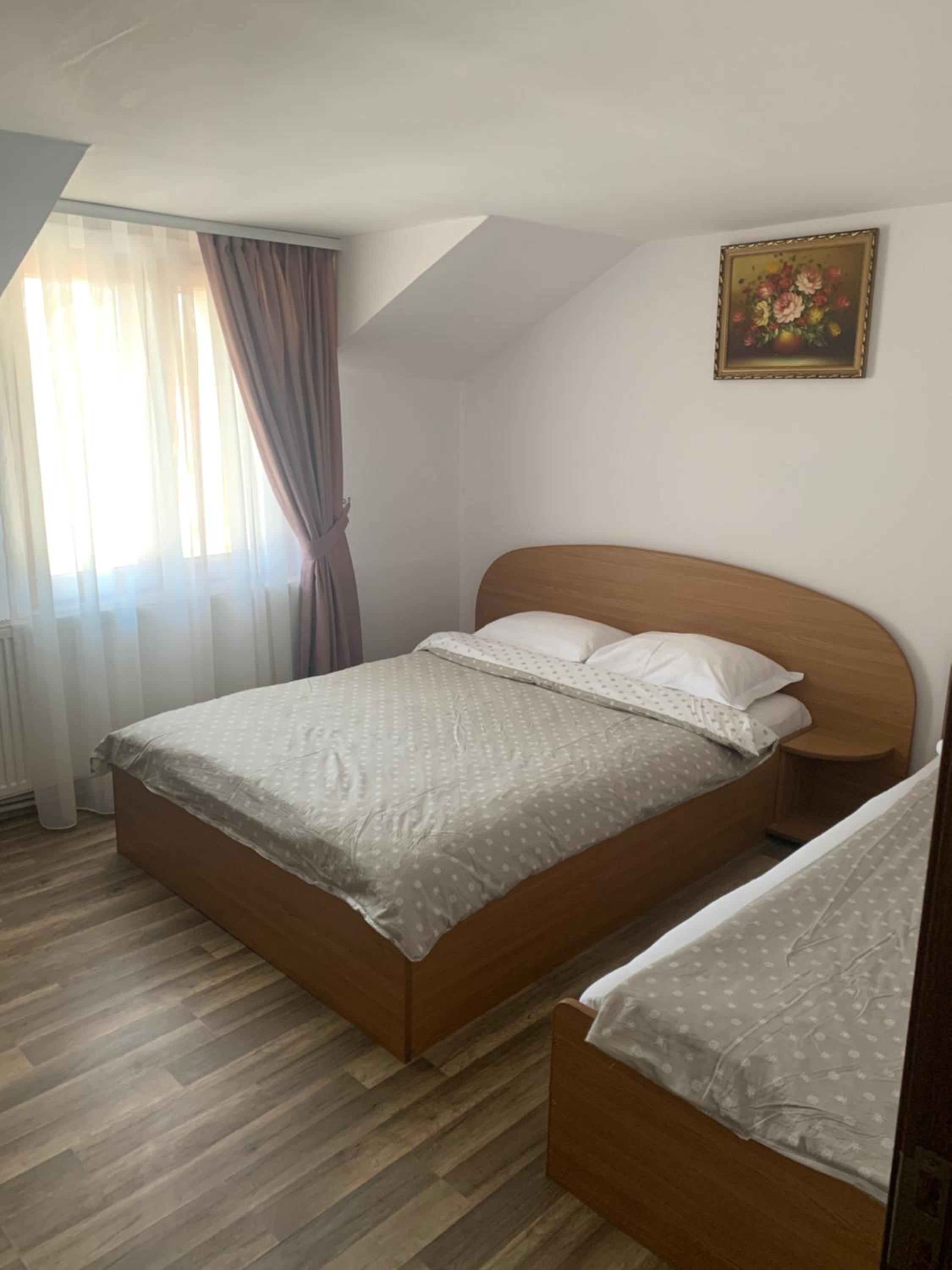 Triple Room with Bathroom photo 2