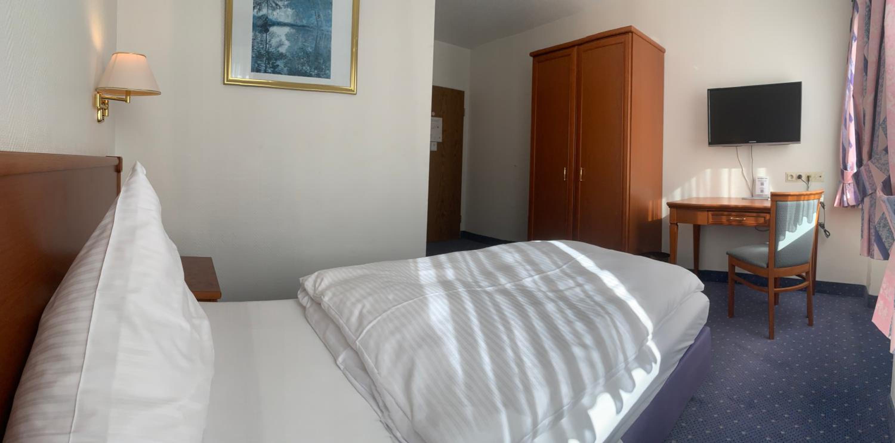 Single Room photo 3