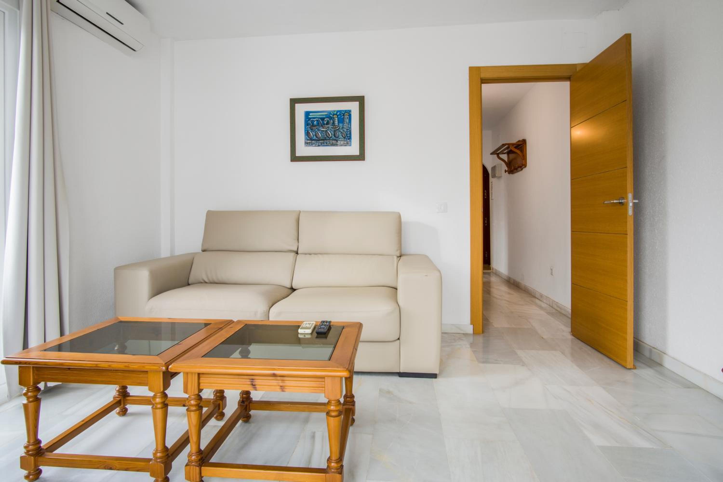 Apartment with Terrace photo 3