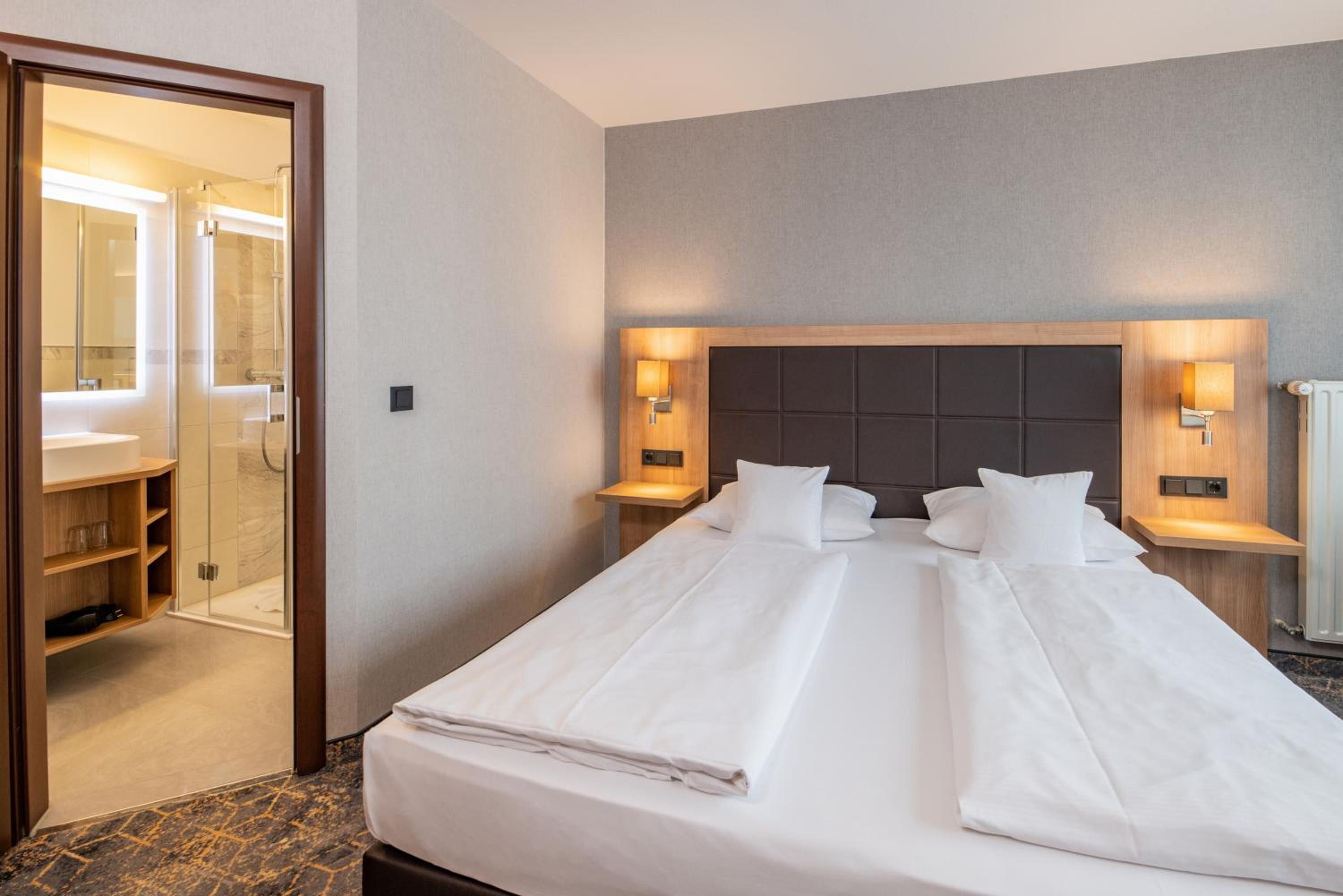 Comfort Double Room - Photo 4
