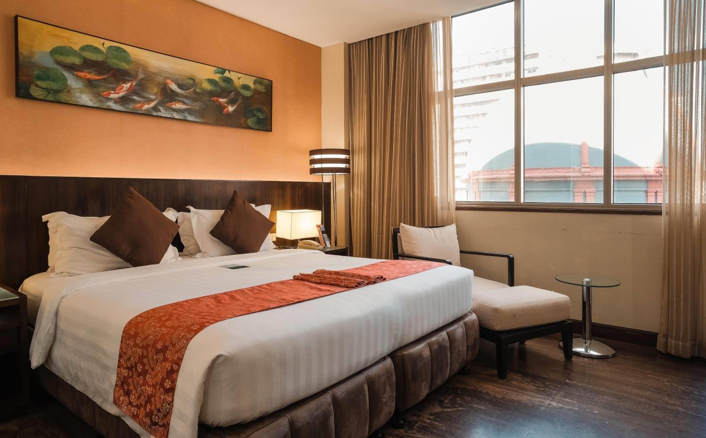 Executive King Room