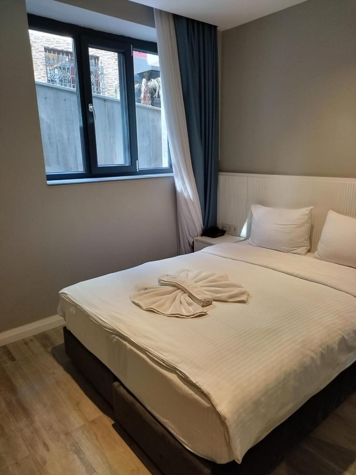 Economy Double Room - Basement photo 1