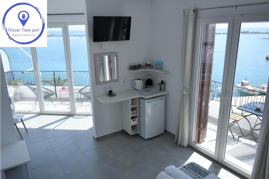 Deluxe Double Room with Sea View photo 1