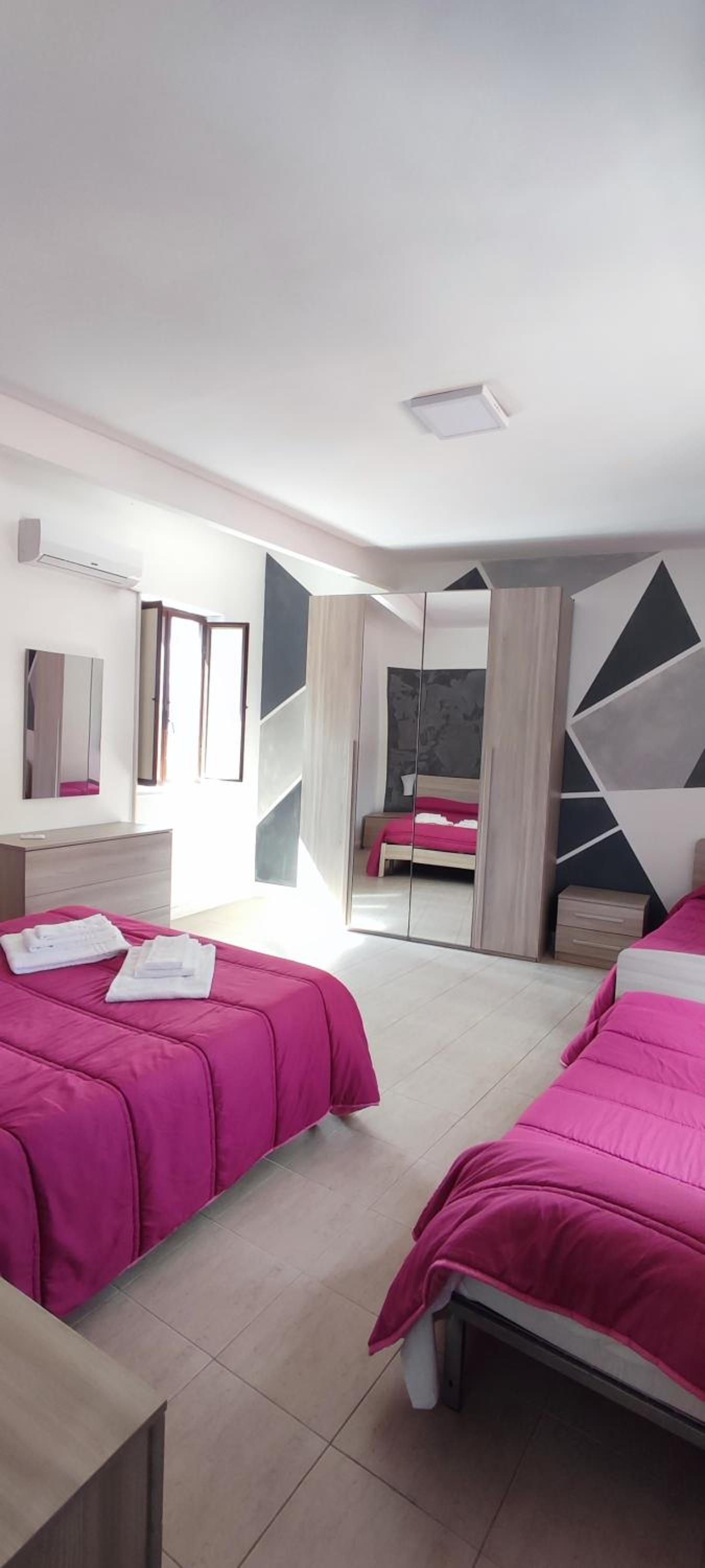 Triple Room With Private Bathroom photo 3