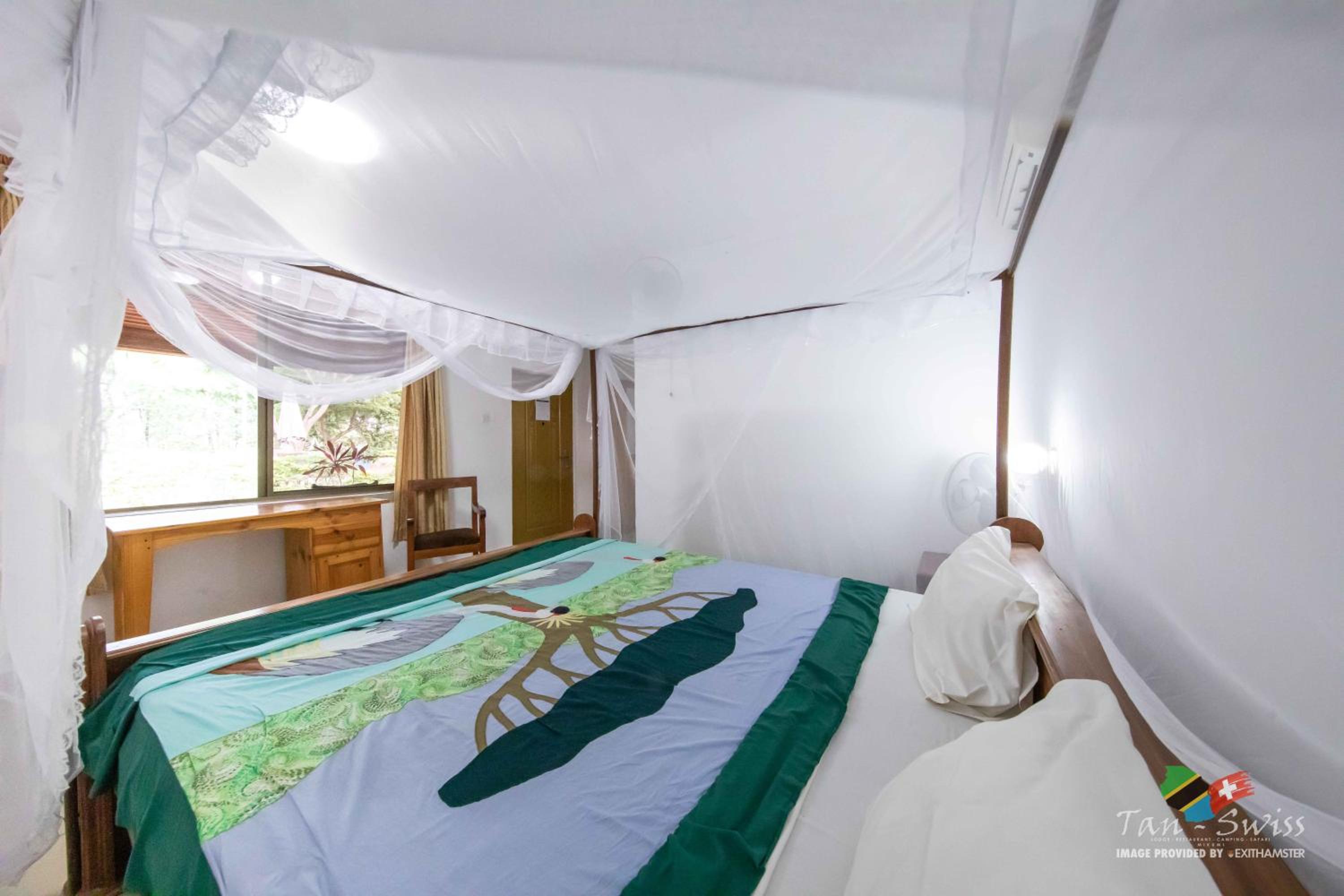 Double Room - Photo 5