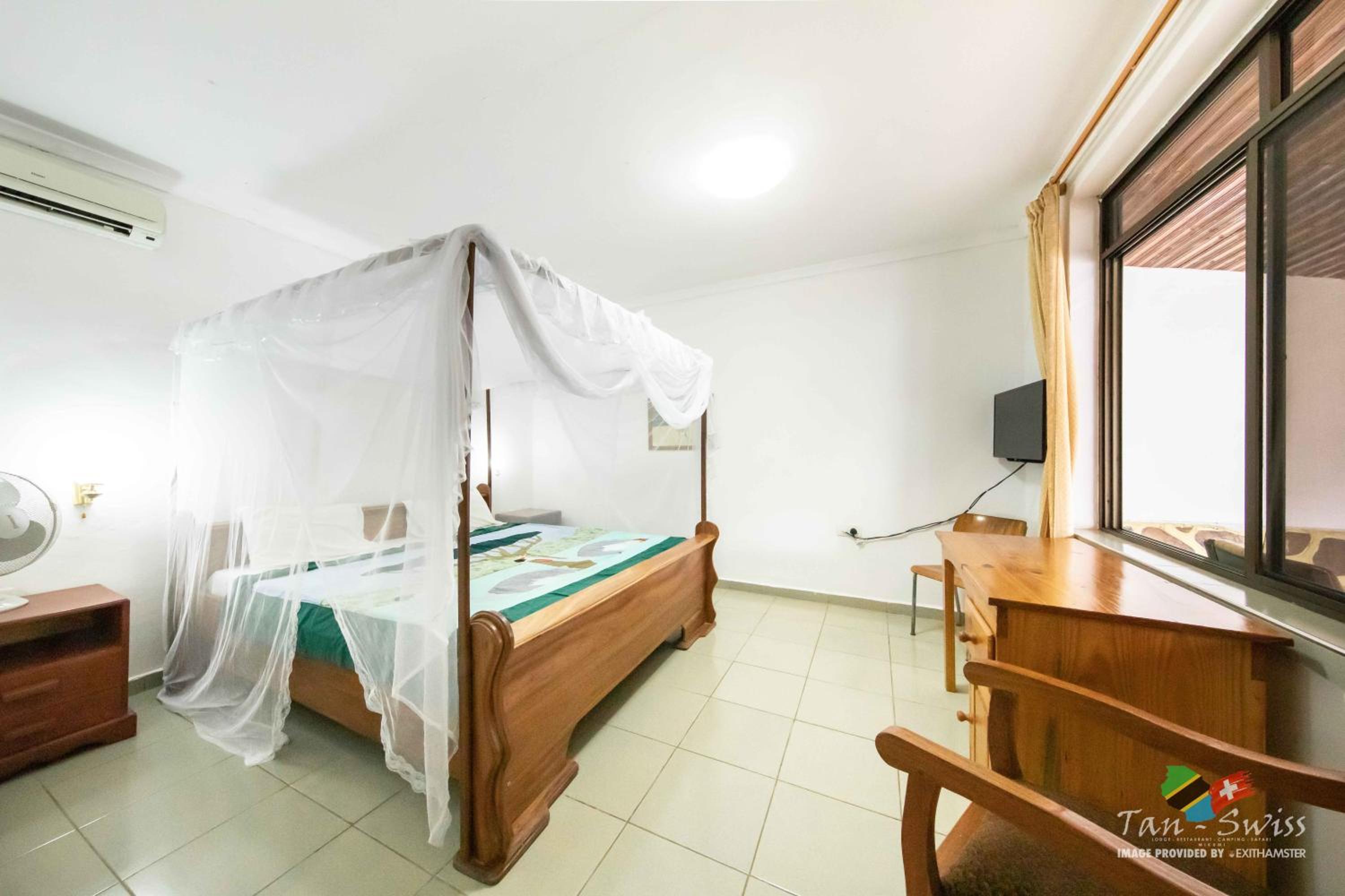 Double Room - Photo 4