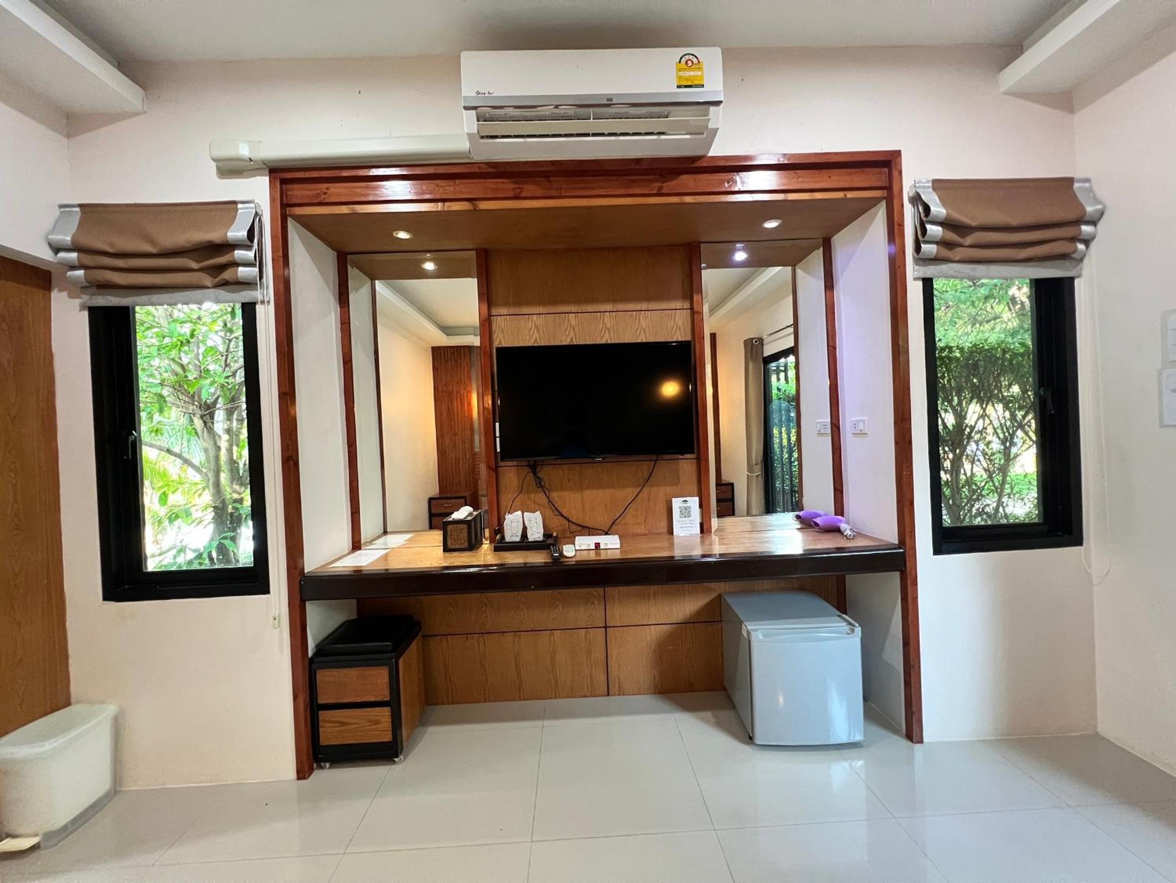 Deluxe Double or Twin Room with Balcony photo 2
