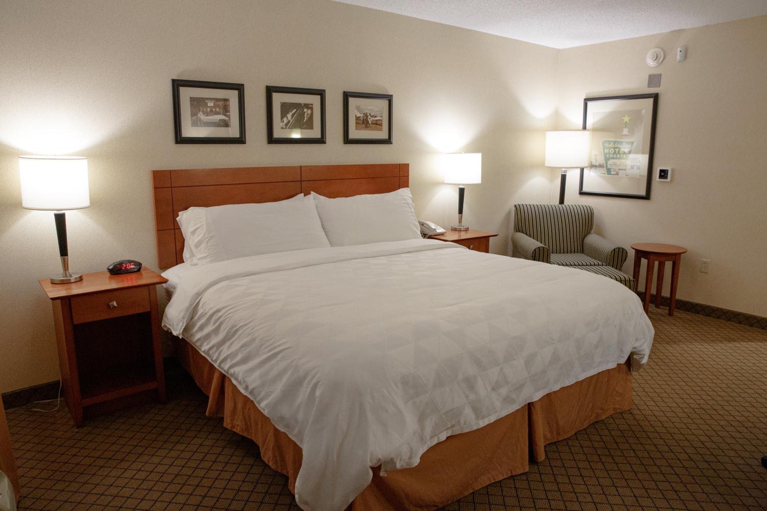 Standard Room - Photo 8
