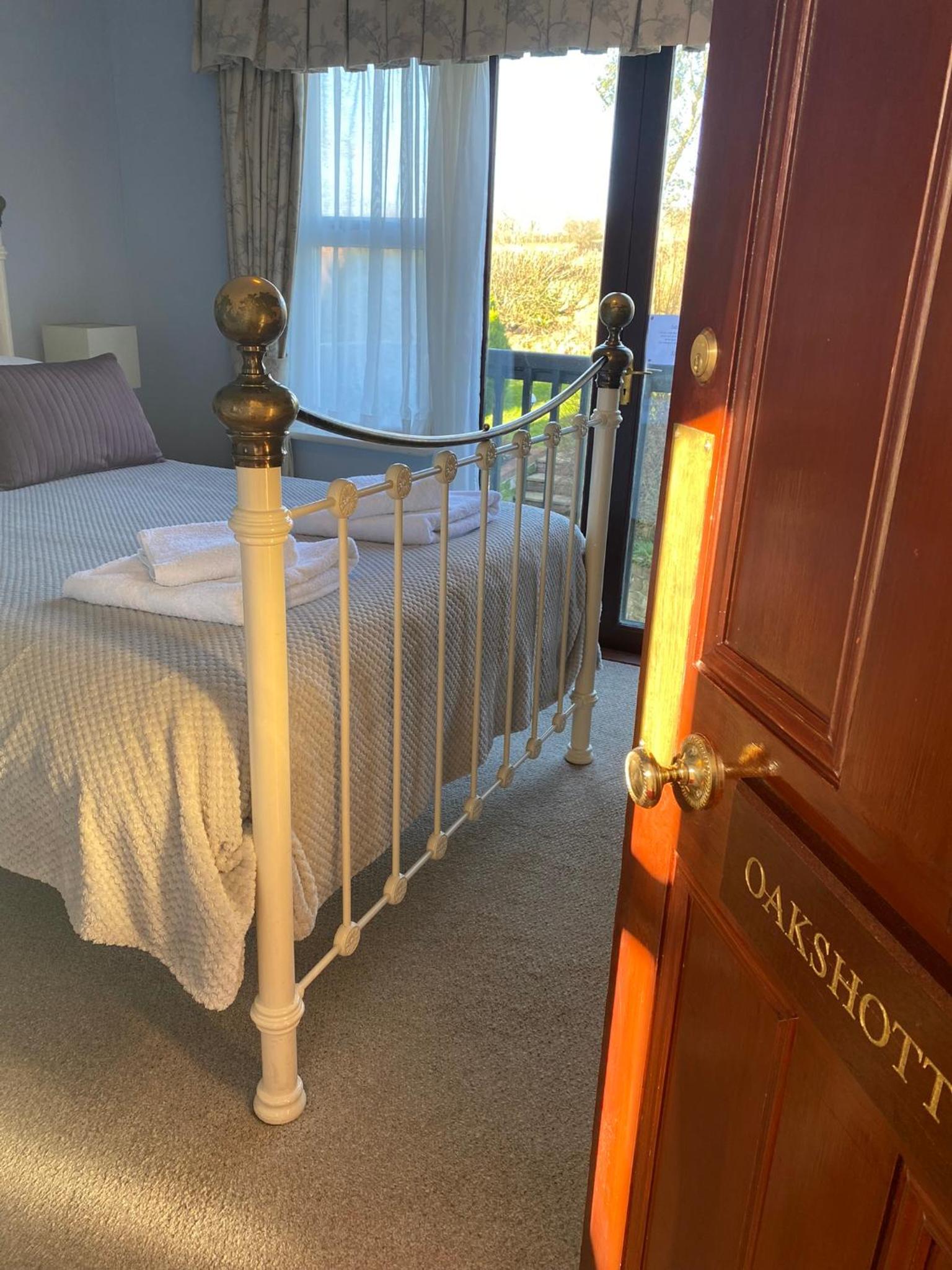 Standard Double Room - Photo 2