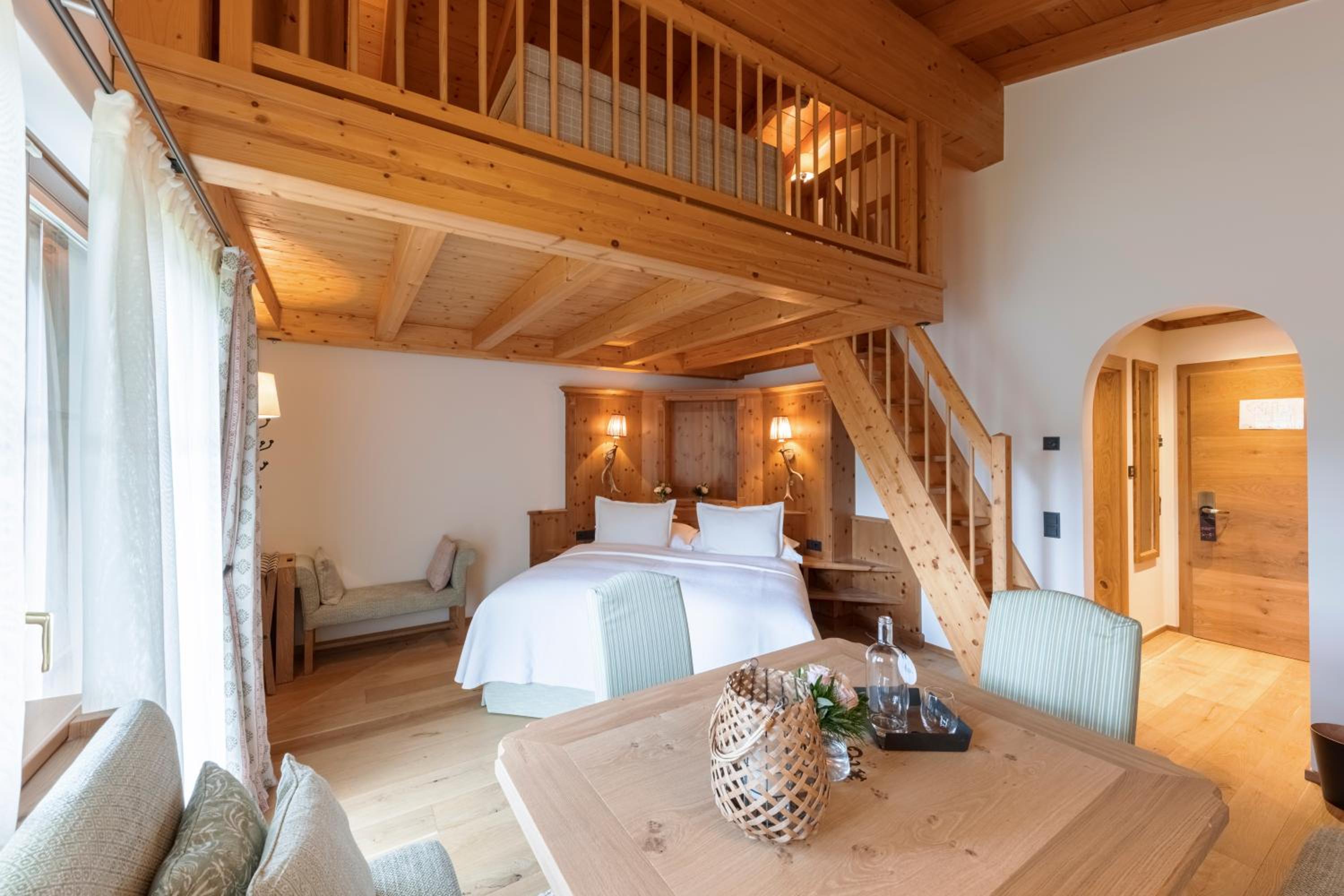 Suite with Balcony Zirbensuite photo 1
