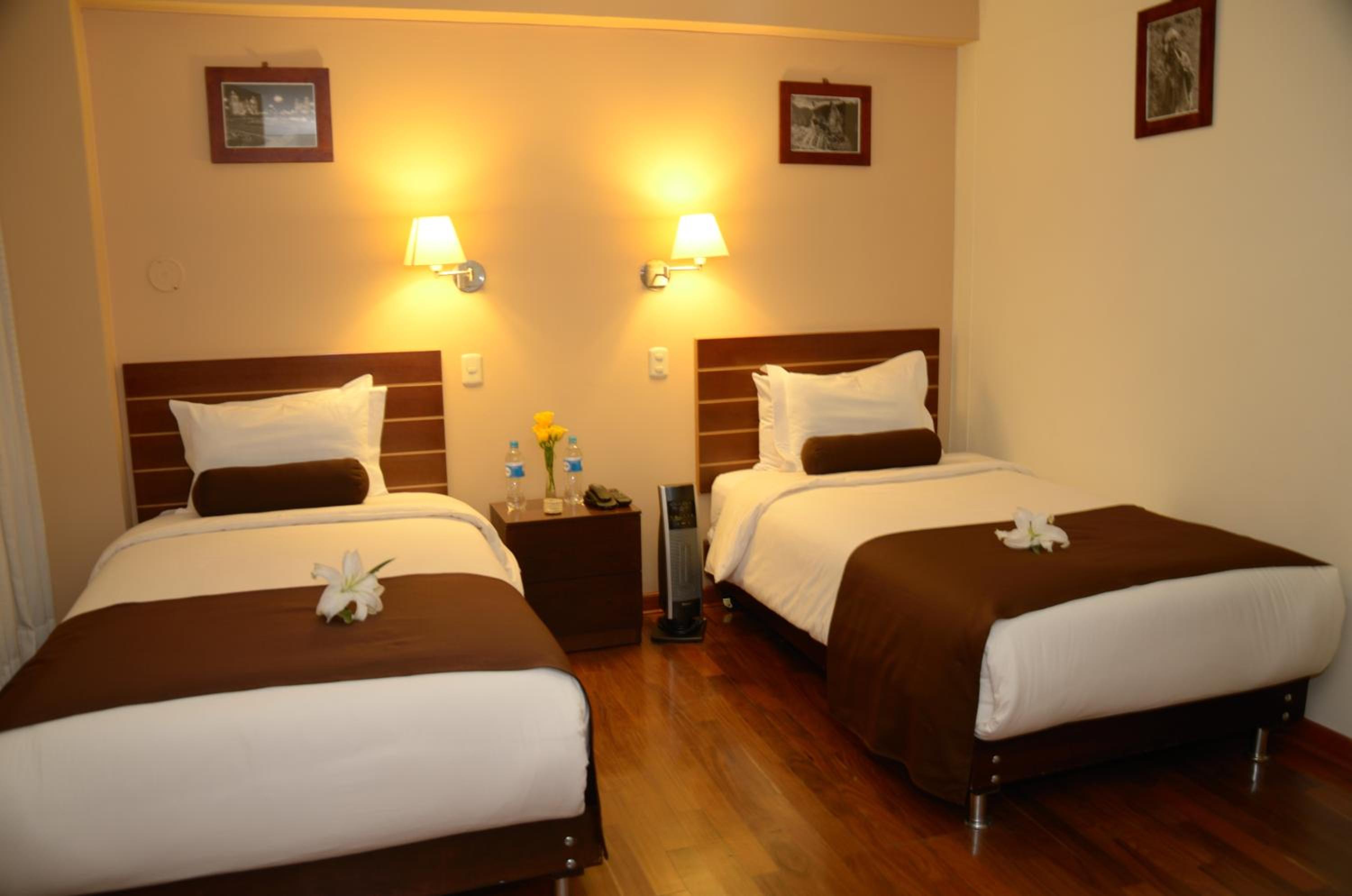 Twin Room - Photo 4