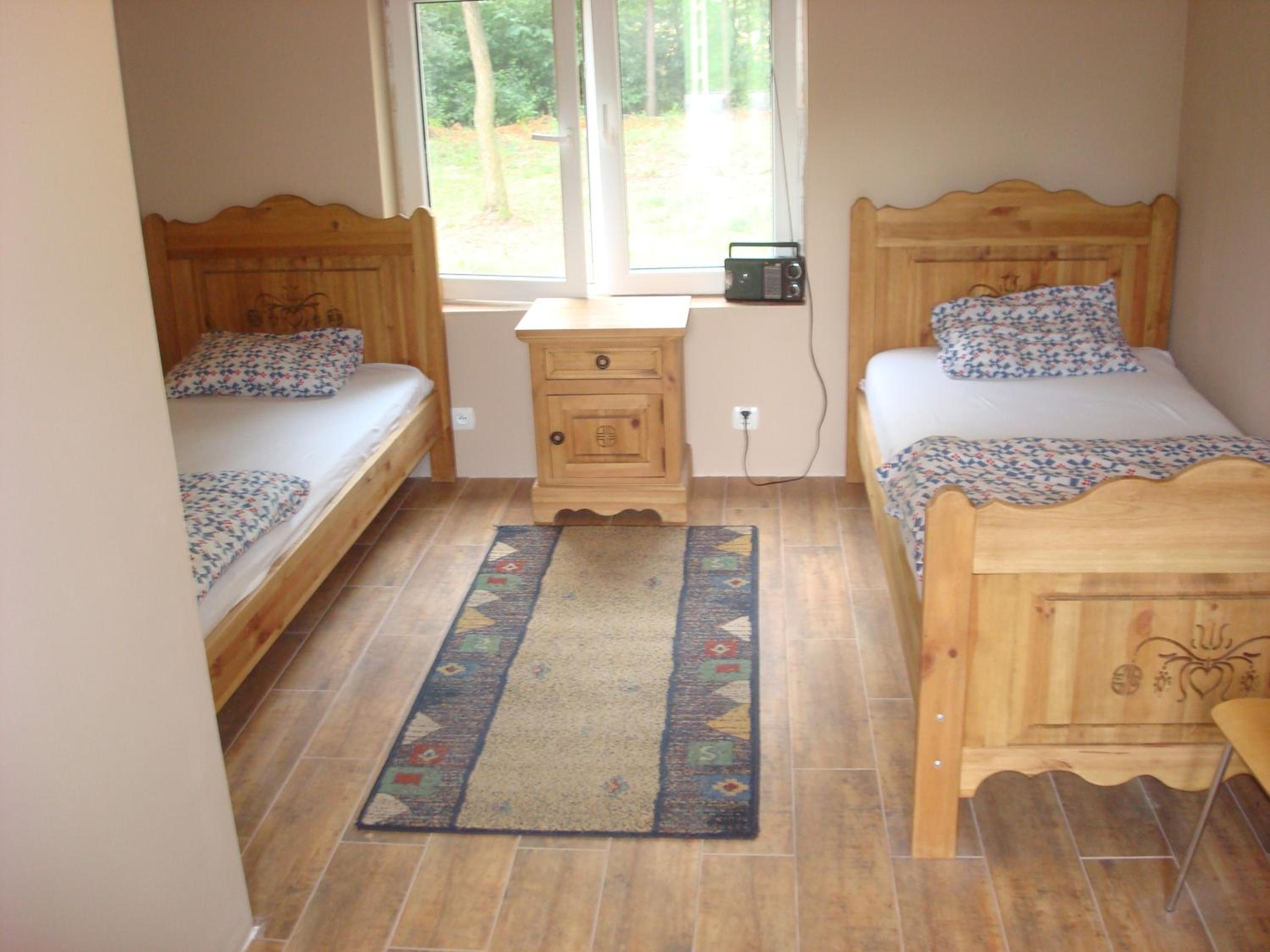 Quadruple Room with Bathroom - Photo 1
