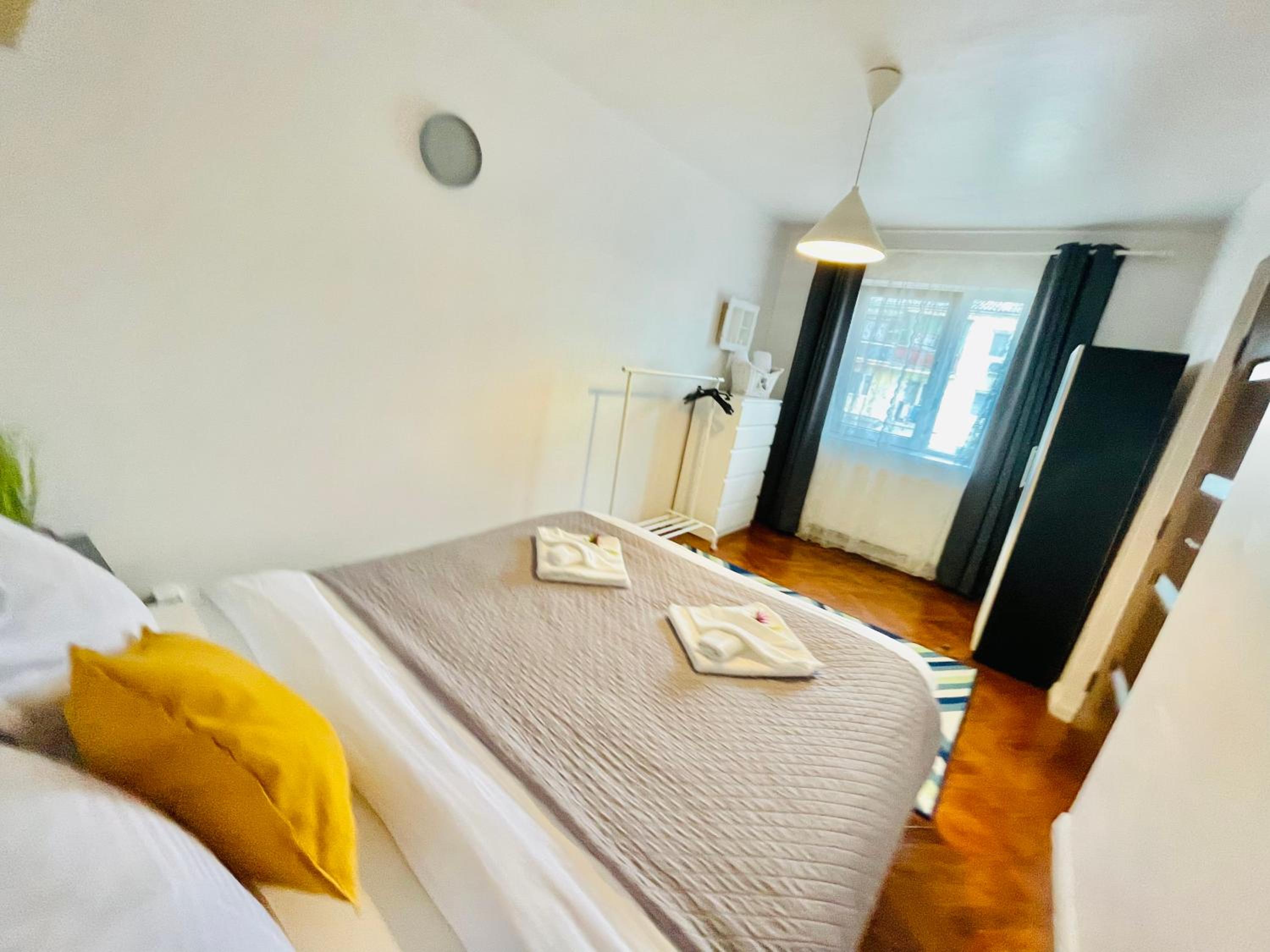 One-Bedroom Apartment - Photo 10