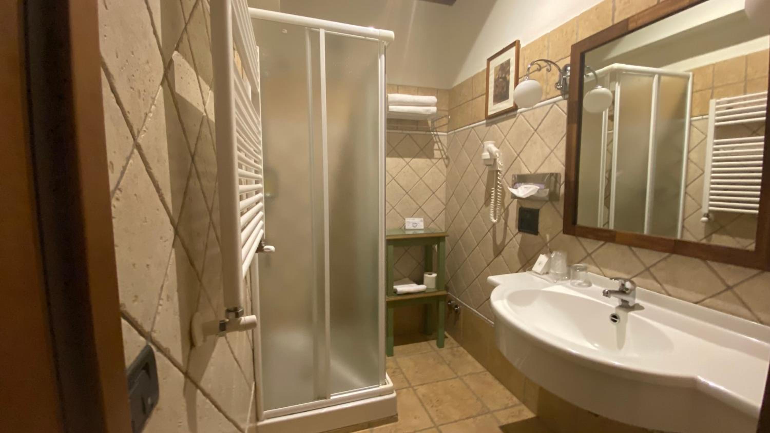 Superior Double Room - Photo 2