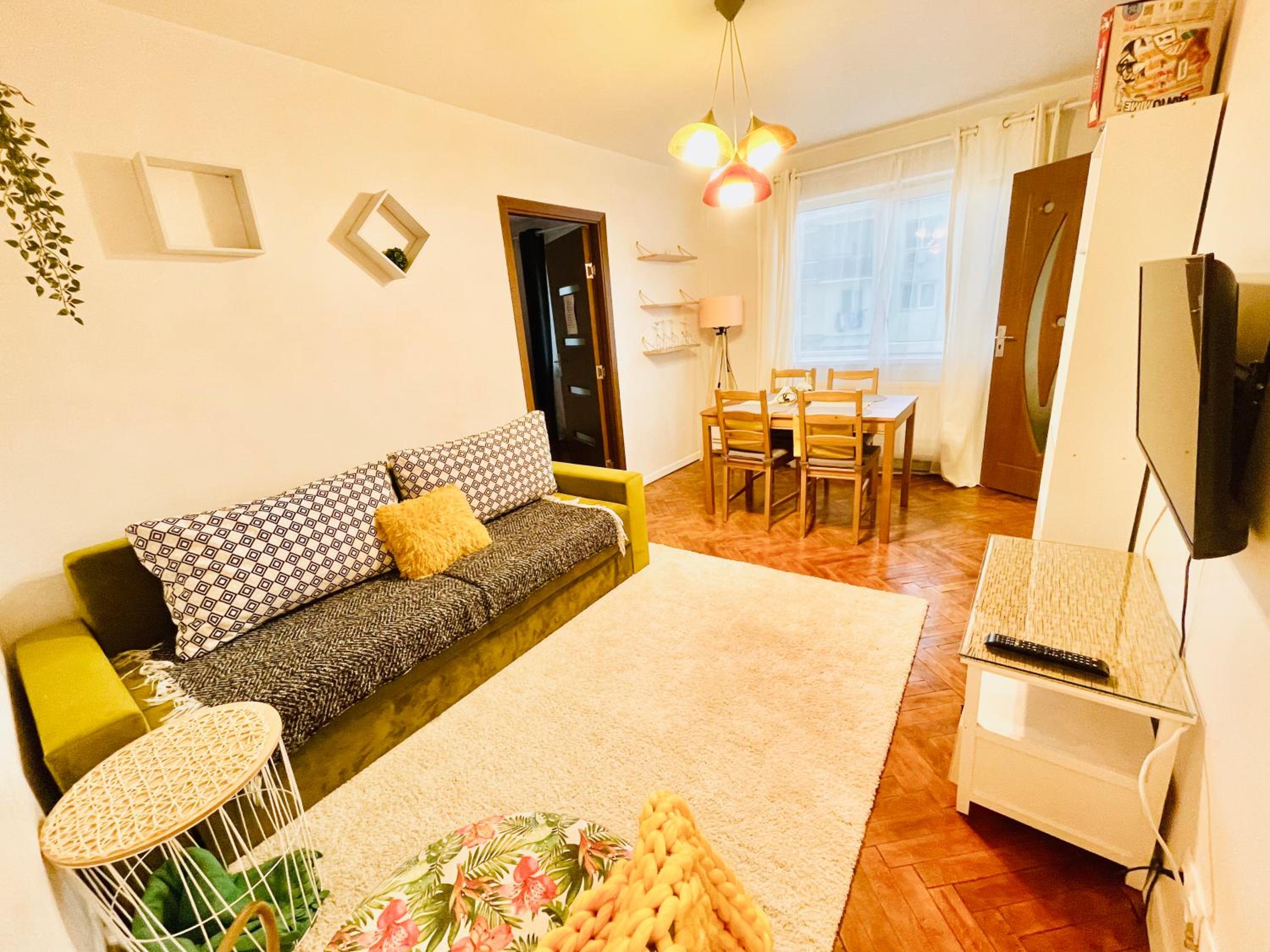 One-Bedroom Apartment - Photo 18
