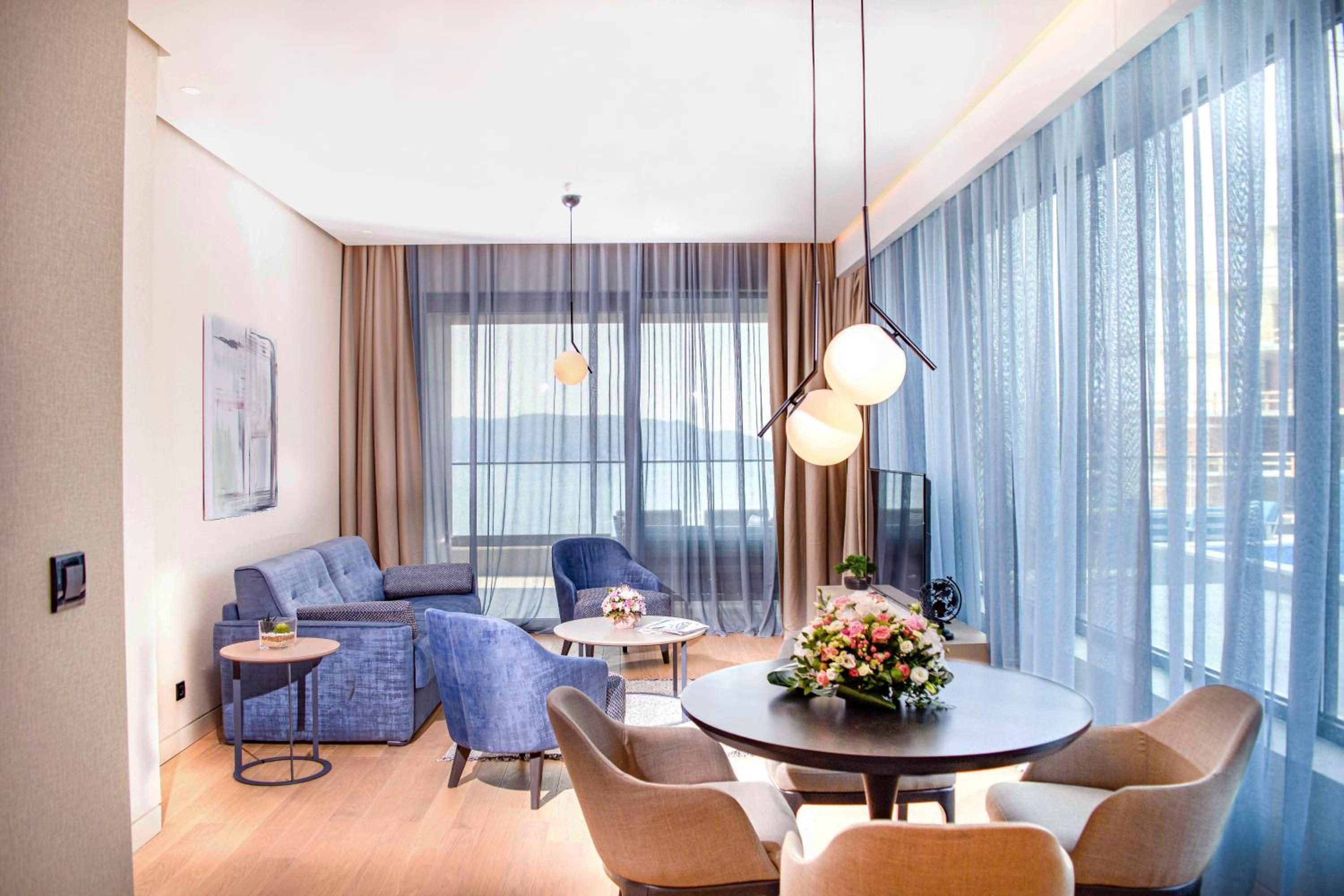 Penthouse Apartment with Sea View and Private Pool