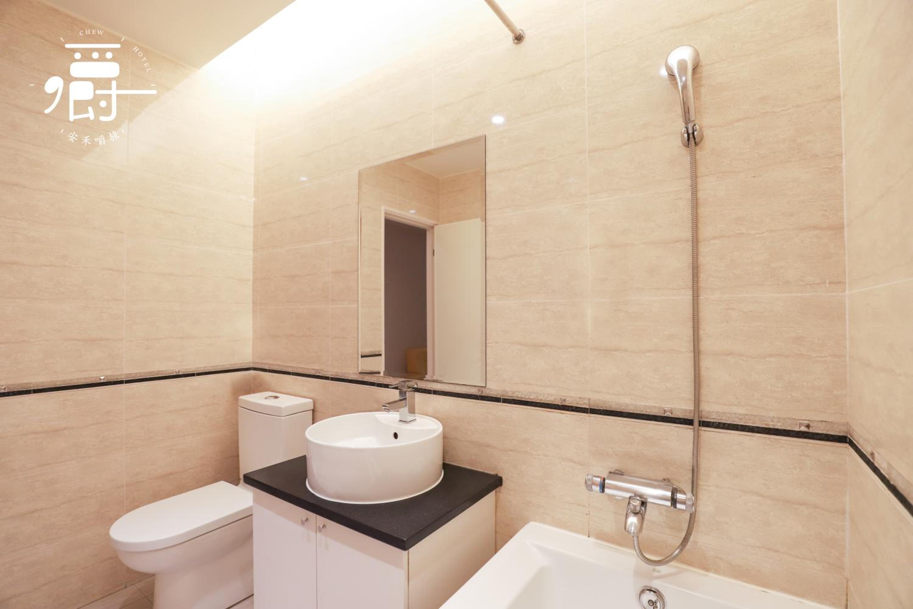 Superior Quadruple Room with Bath Tub photo 3