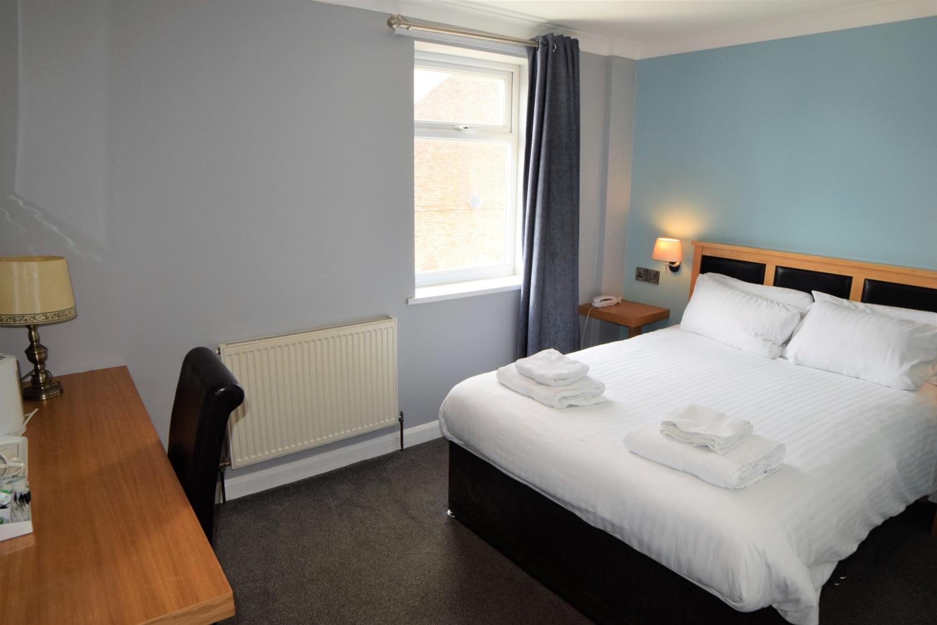 Standard Double Room - Photo 4