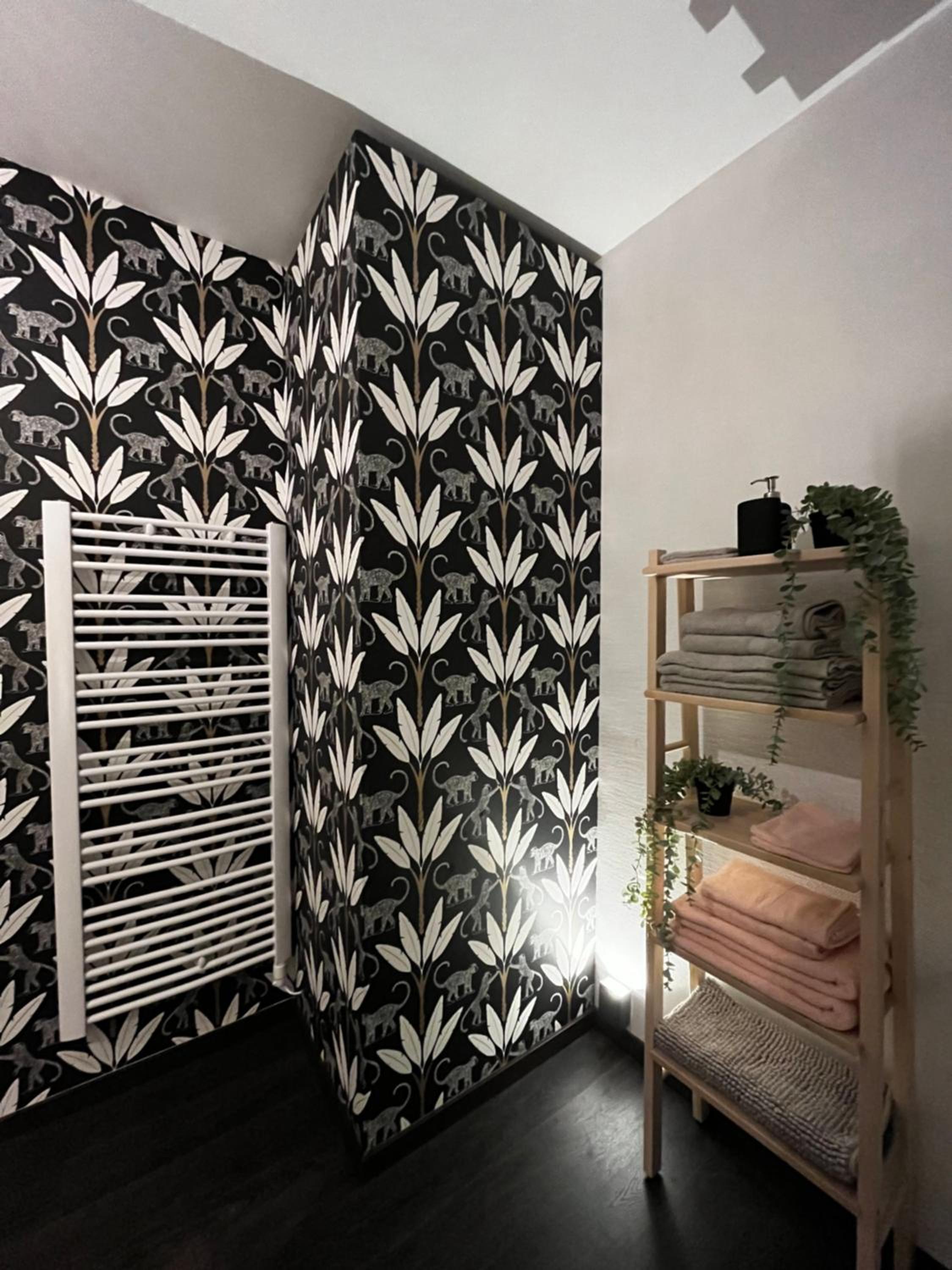 One-Bedroom Apartment - Photo 4